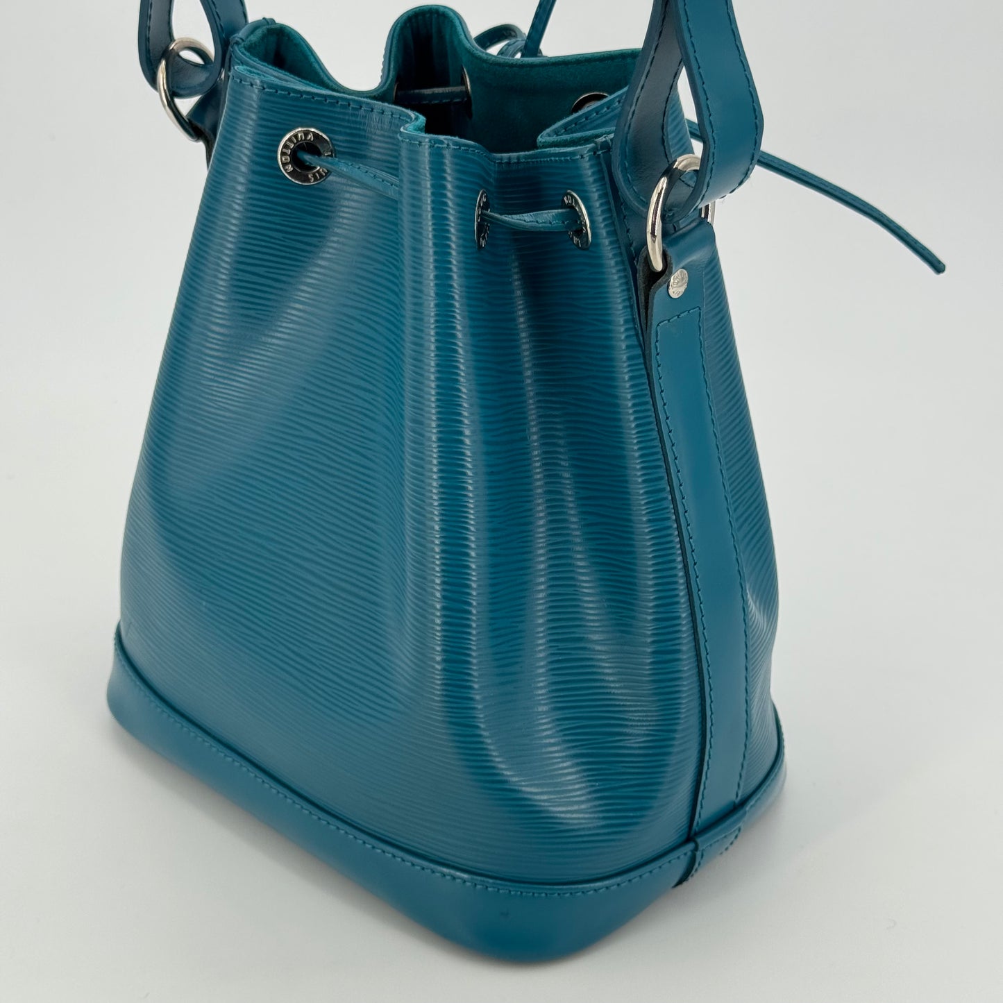 Louis Vuitton Noé BB
