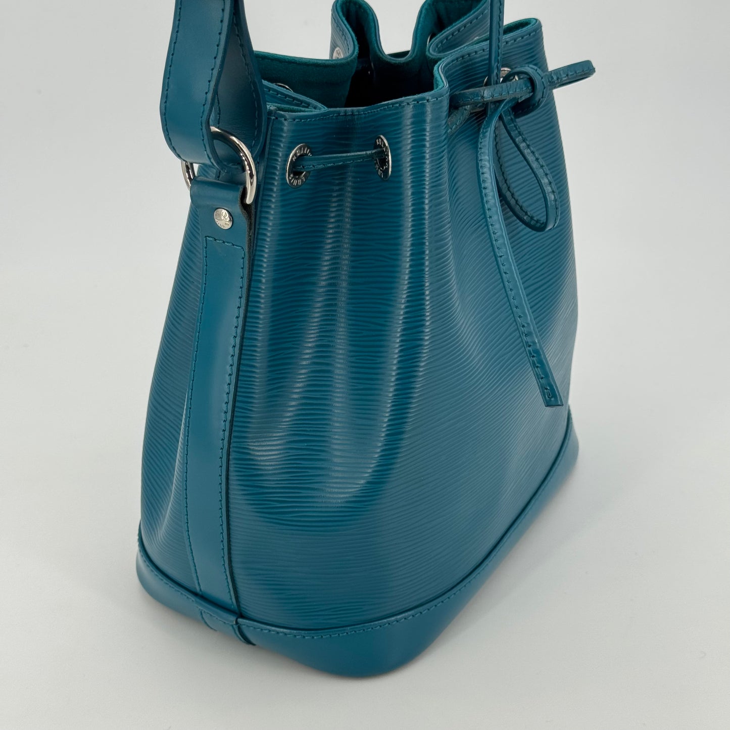 Louis Vuitton Noé BB