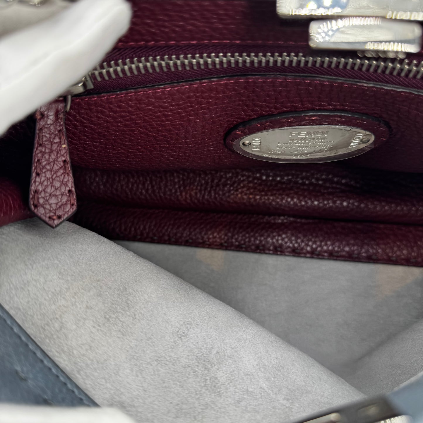 Fendi Peekaboo selleria gris MM