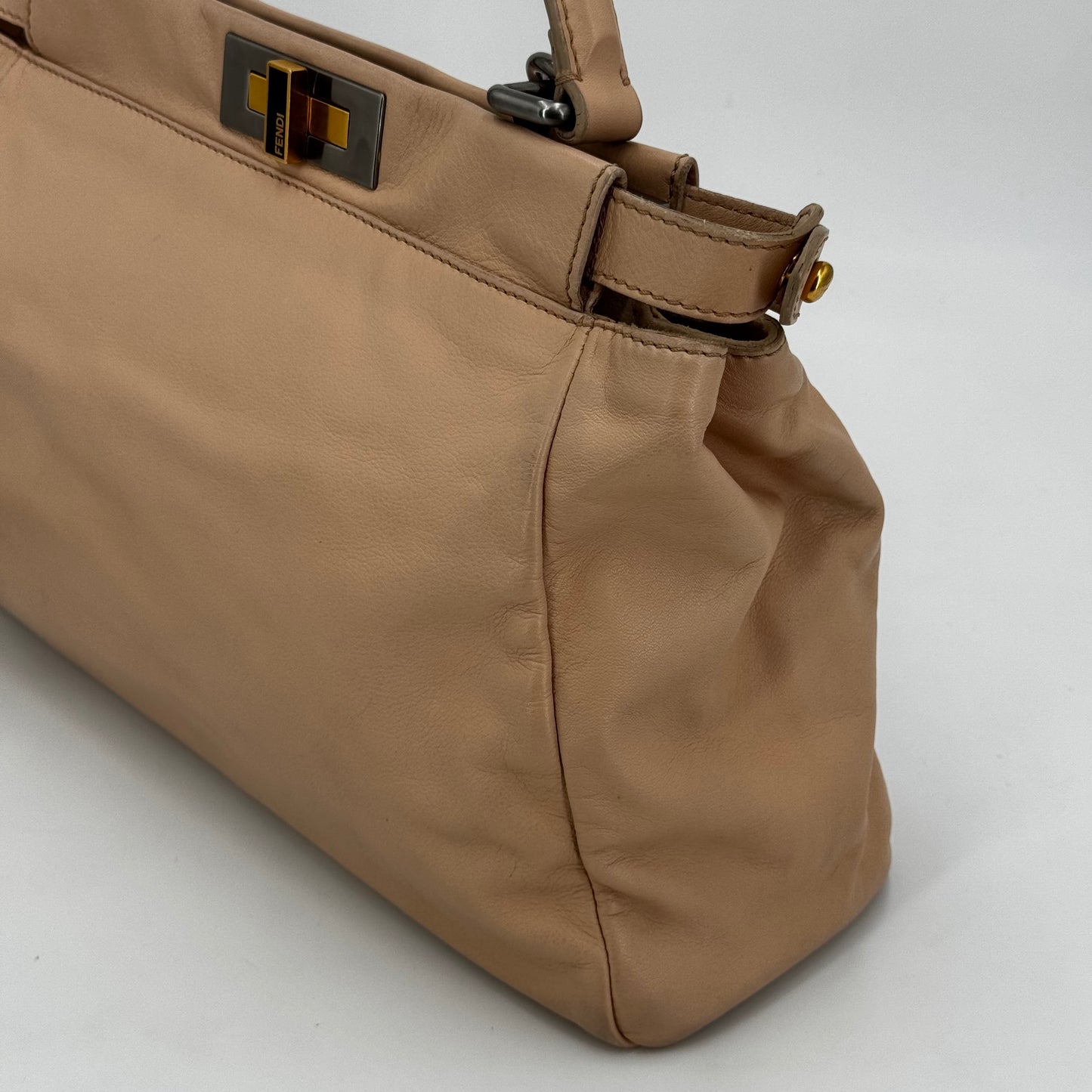 Fendi Peekaboo soft rose beige GM