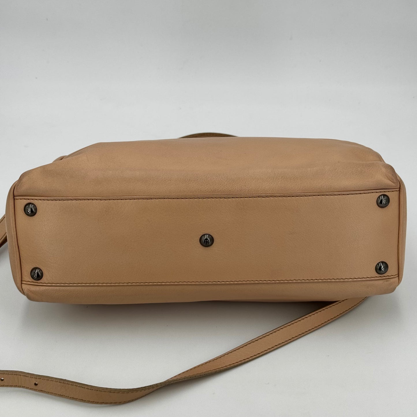 Fendi Peekaboo soft rose beige GM