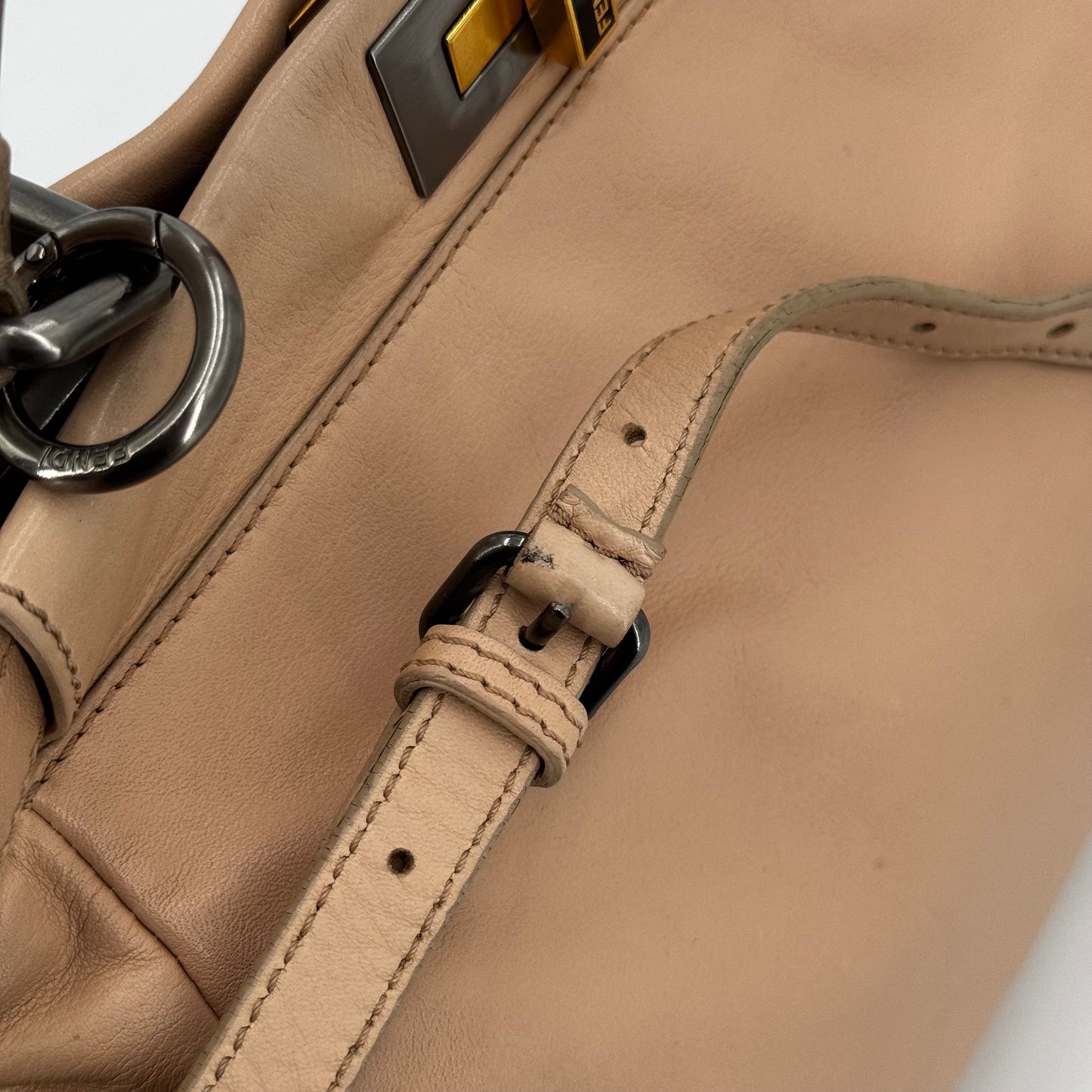 Fendi Peekaboo soft rose beige GM