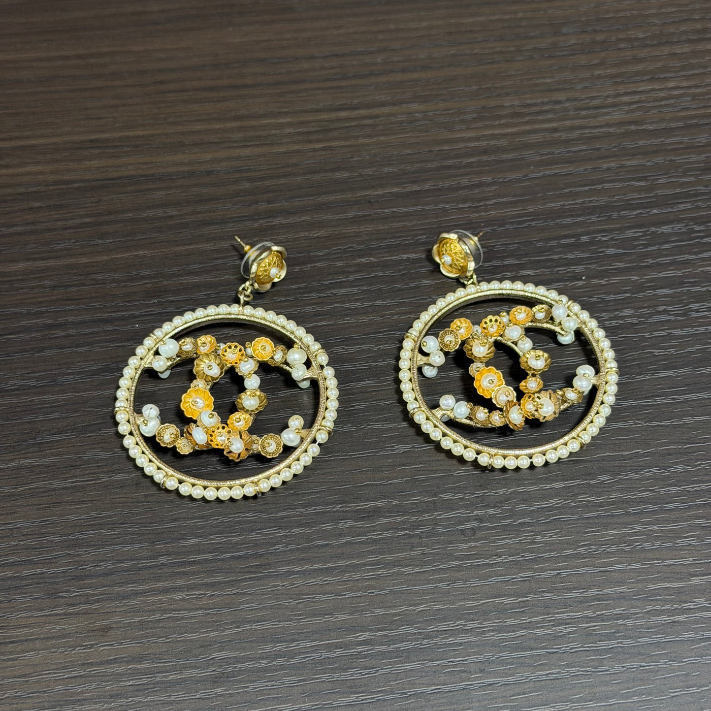 Chanel Créoles perles