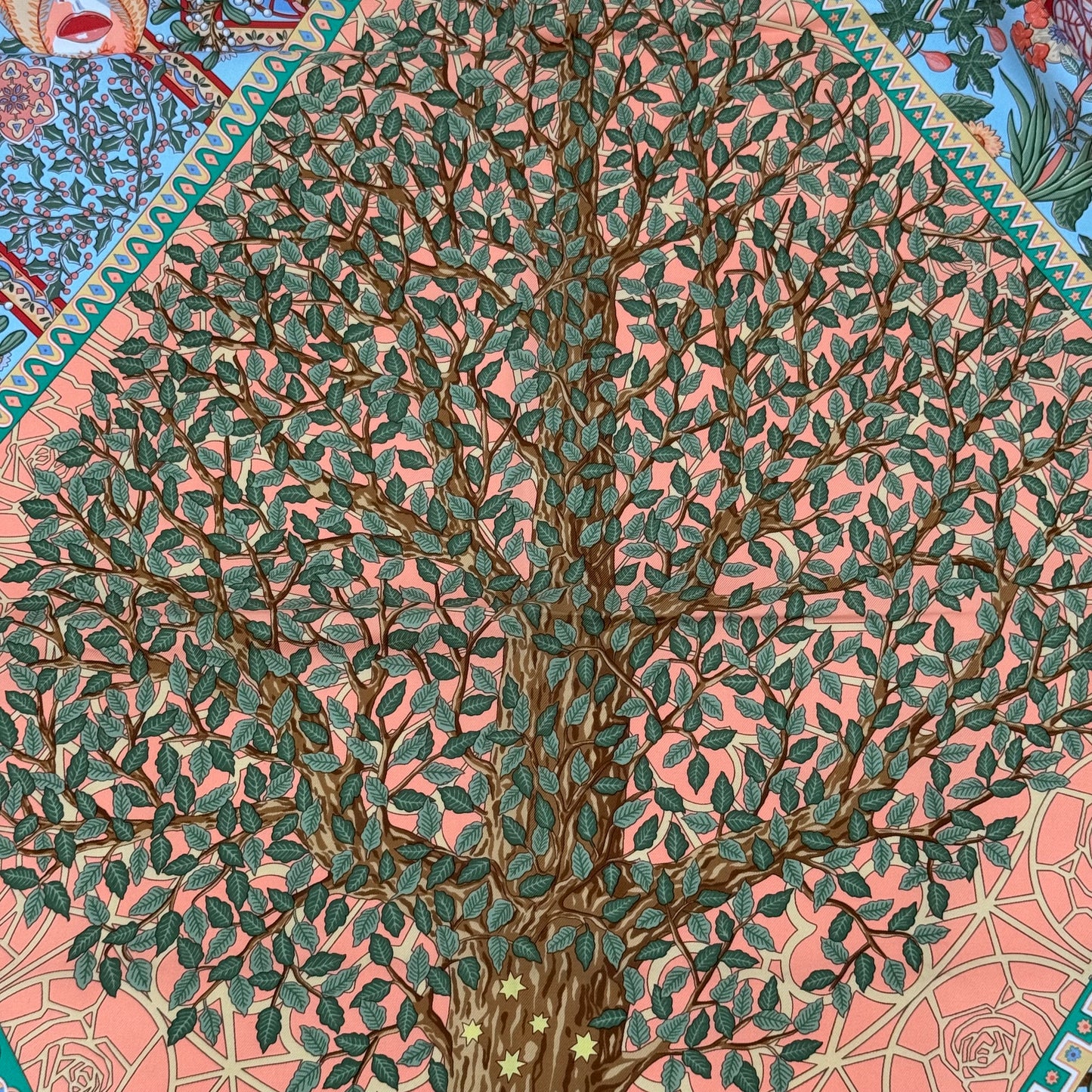 Carré Hermès "Axis Mundi"