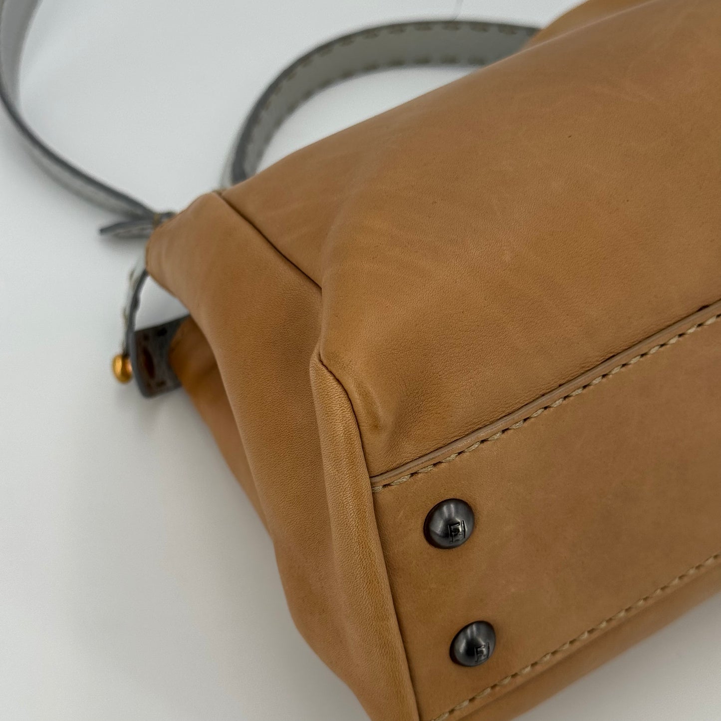 Fendi Peekaboo selleria