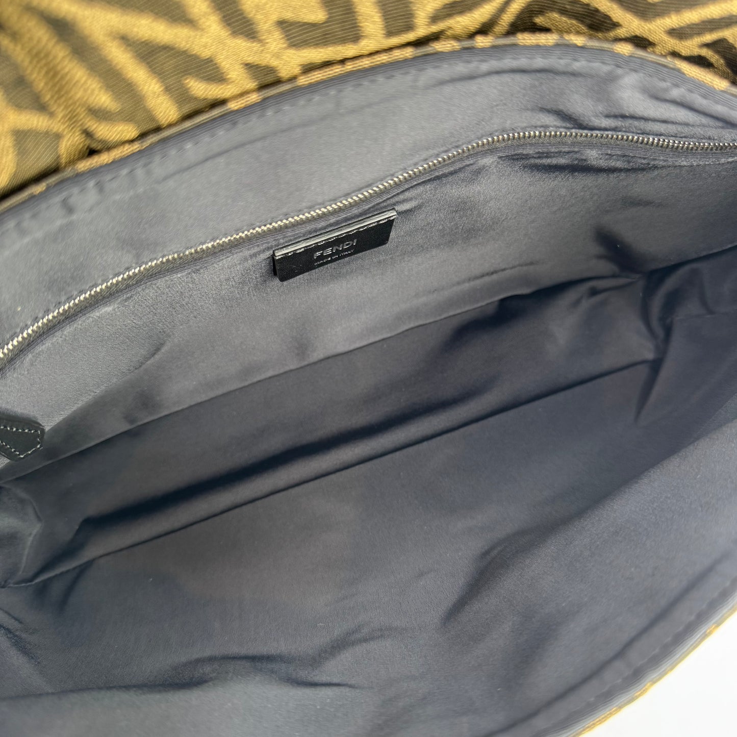 Fendi Baguette XL vertigo