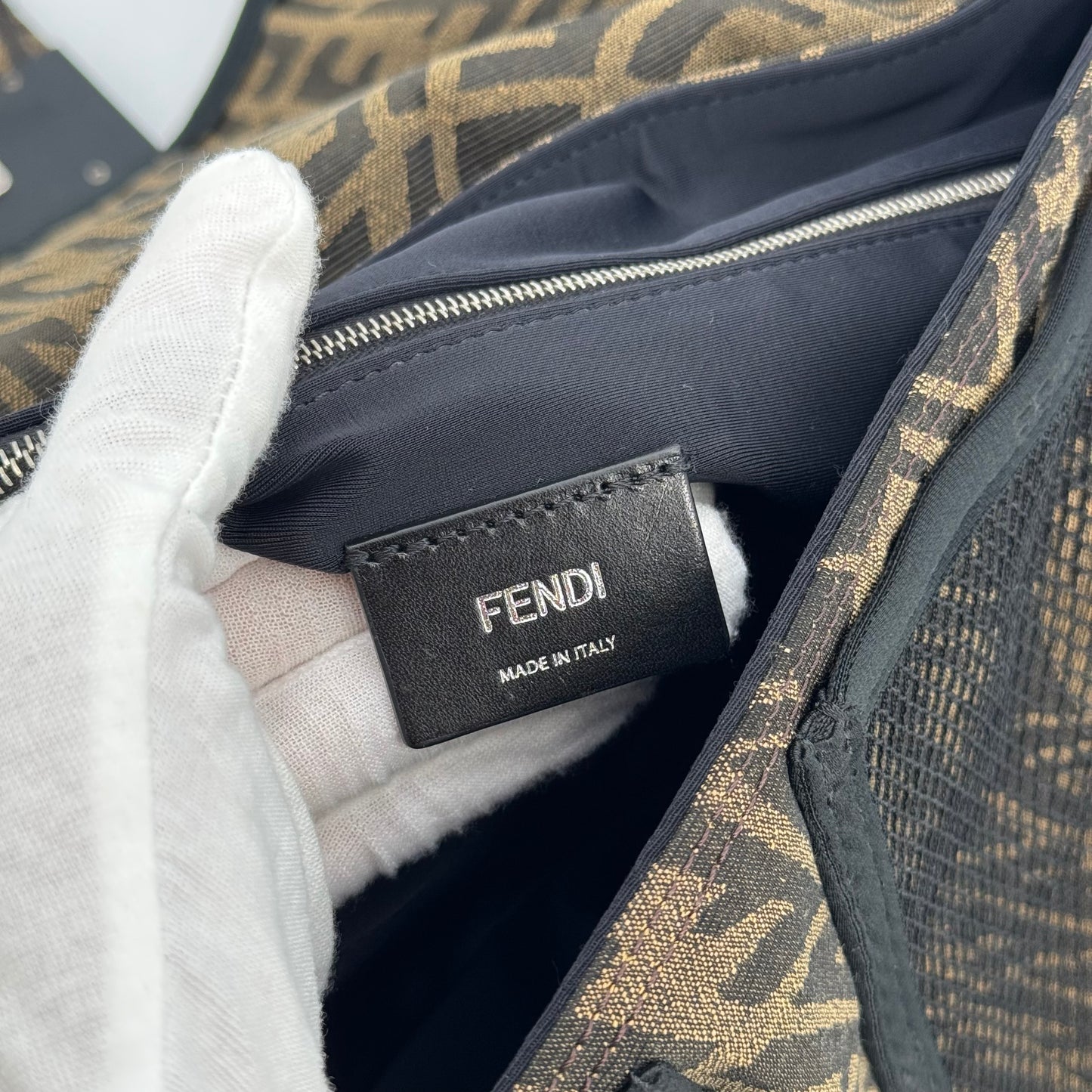 Fendi Baguette XL vertigo