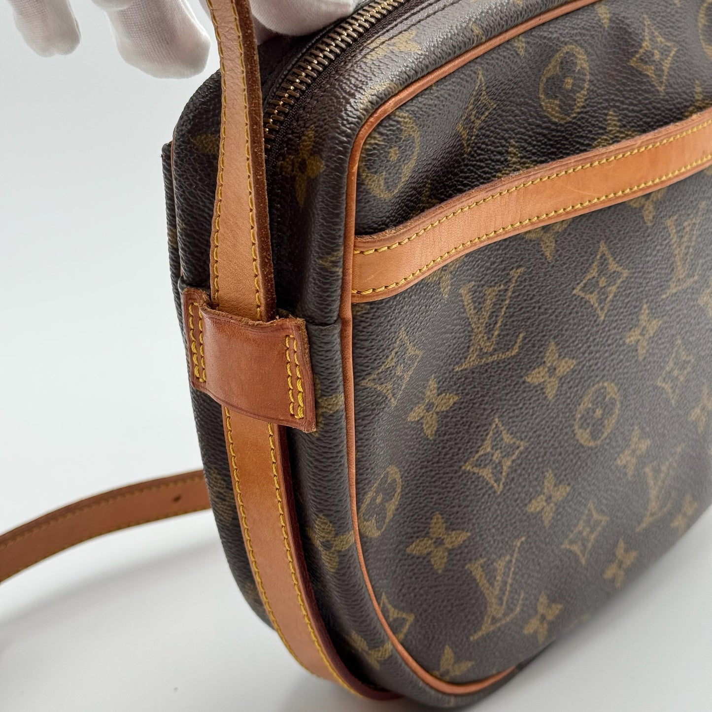 Louis Vuitton Jeune Fille