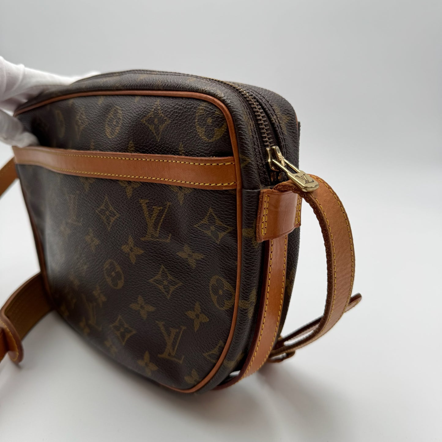 Louis Vuitton Jeune Fille