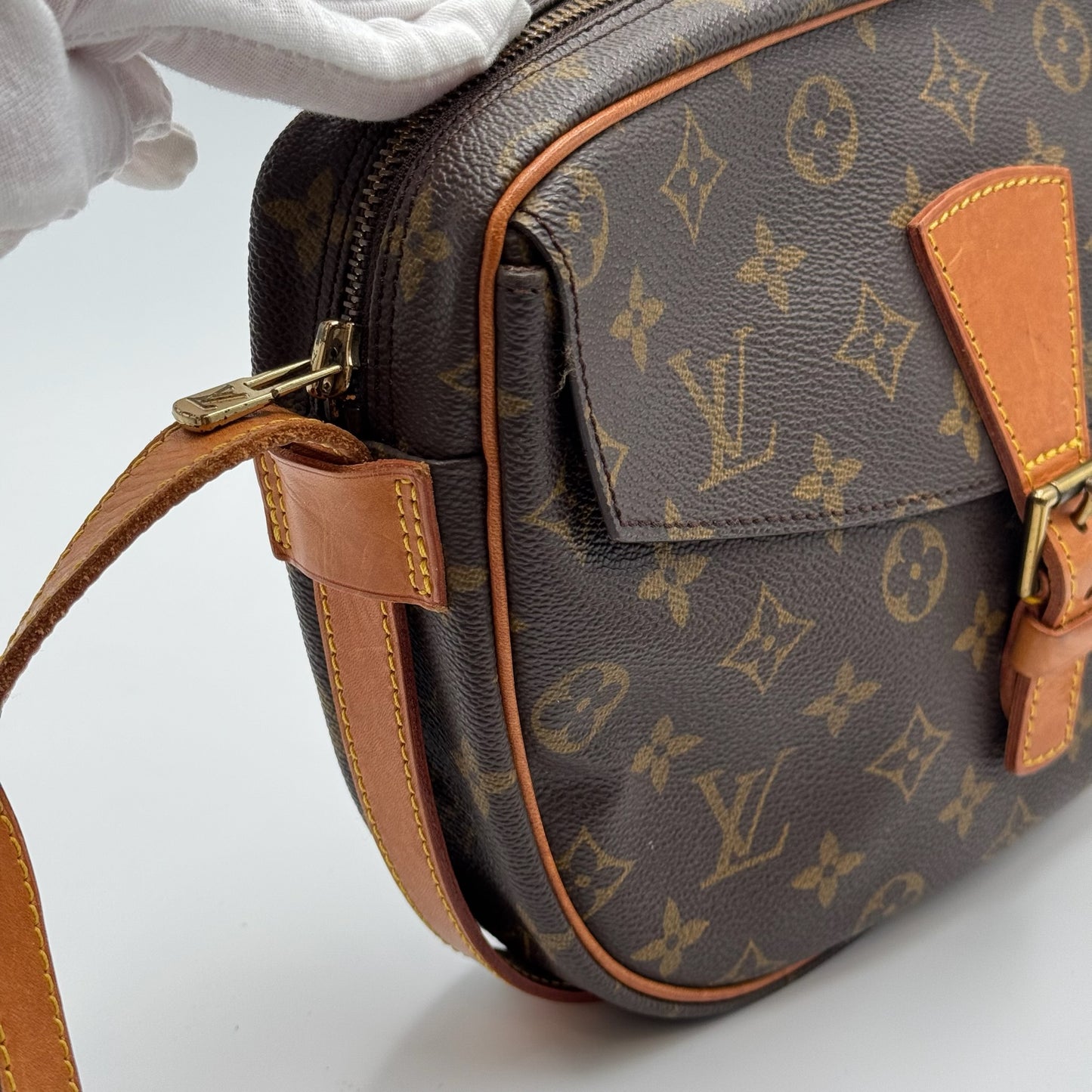 Louis Vuitton Jeune Fille