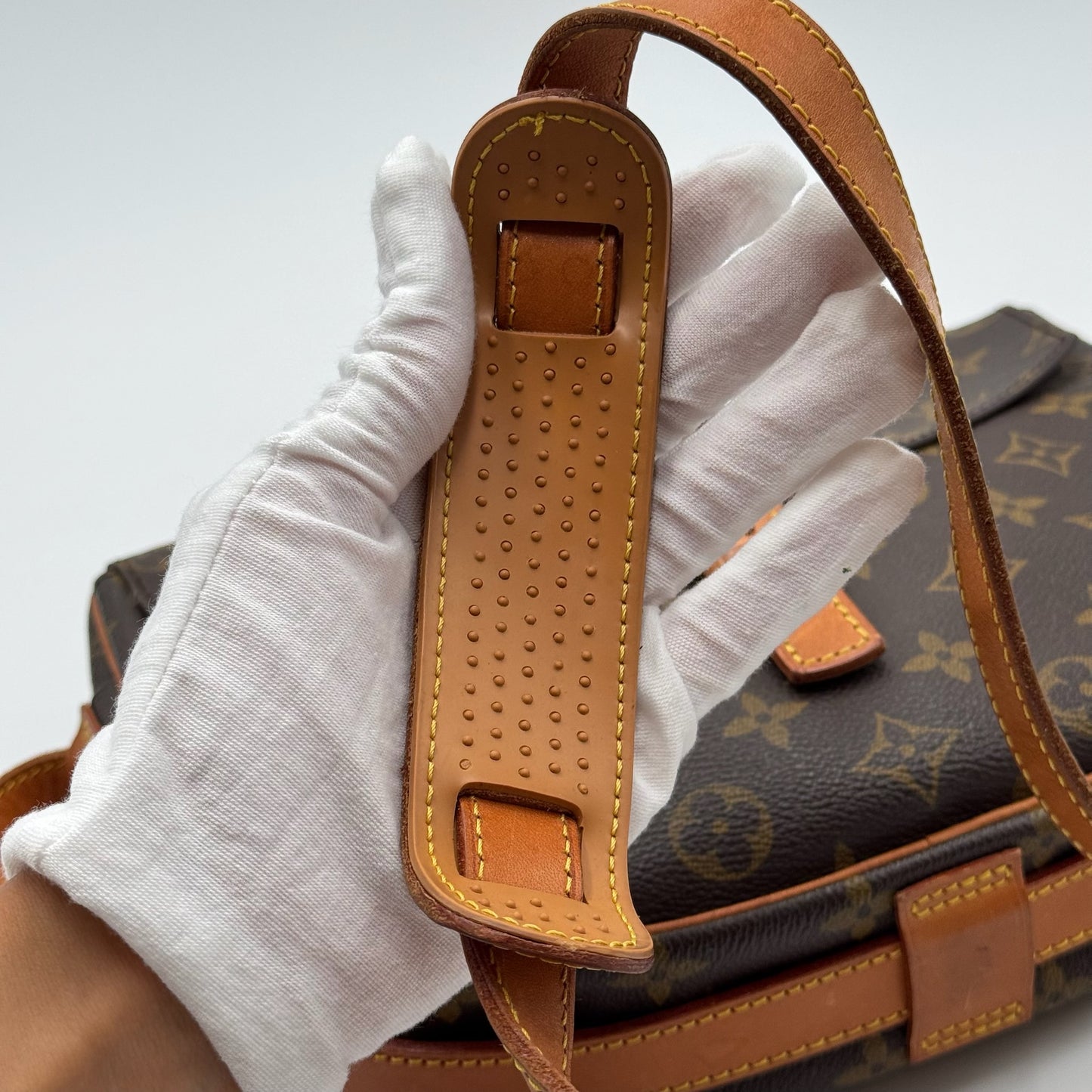 Louis Vuitton Jeune Fille