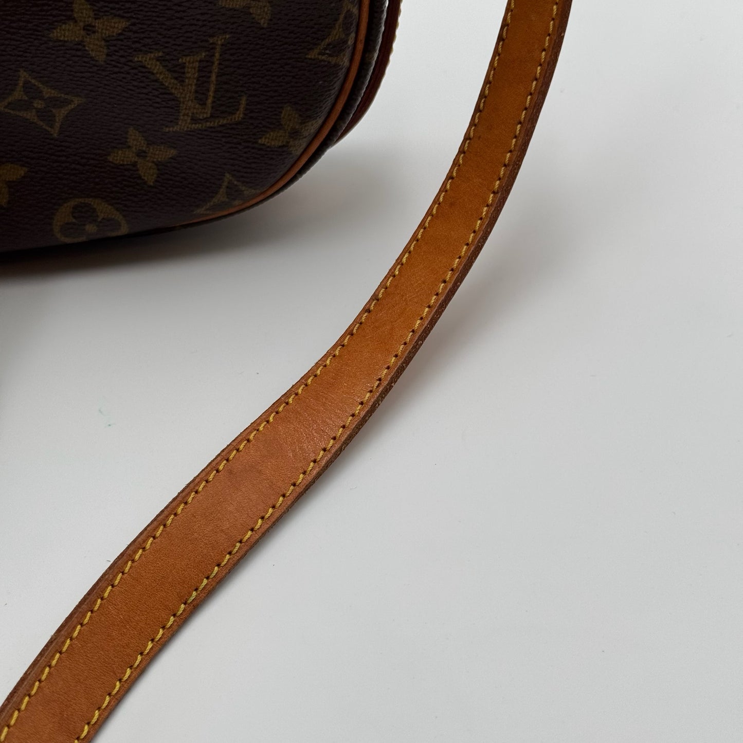 Louis Vuitton Jeune Fille