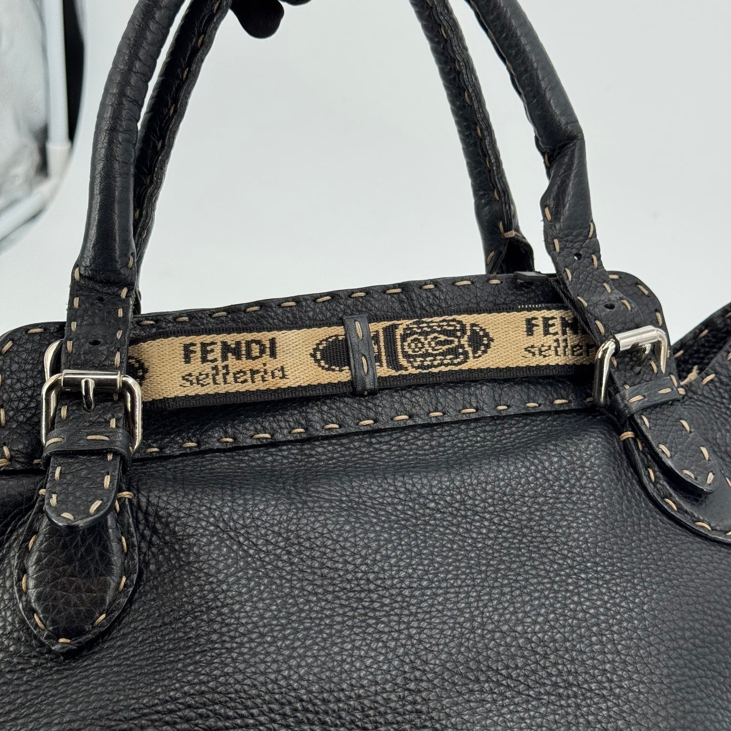 Fendi shopping selleria