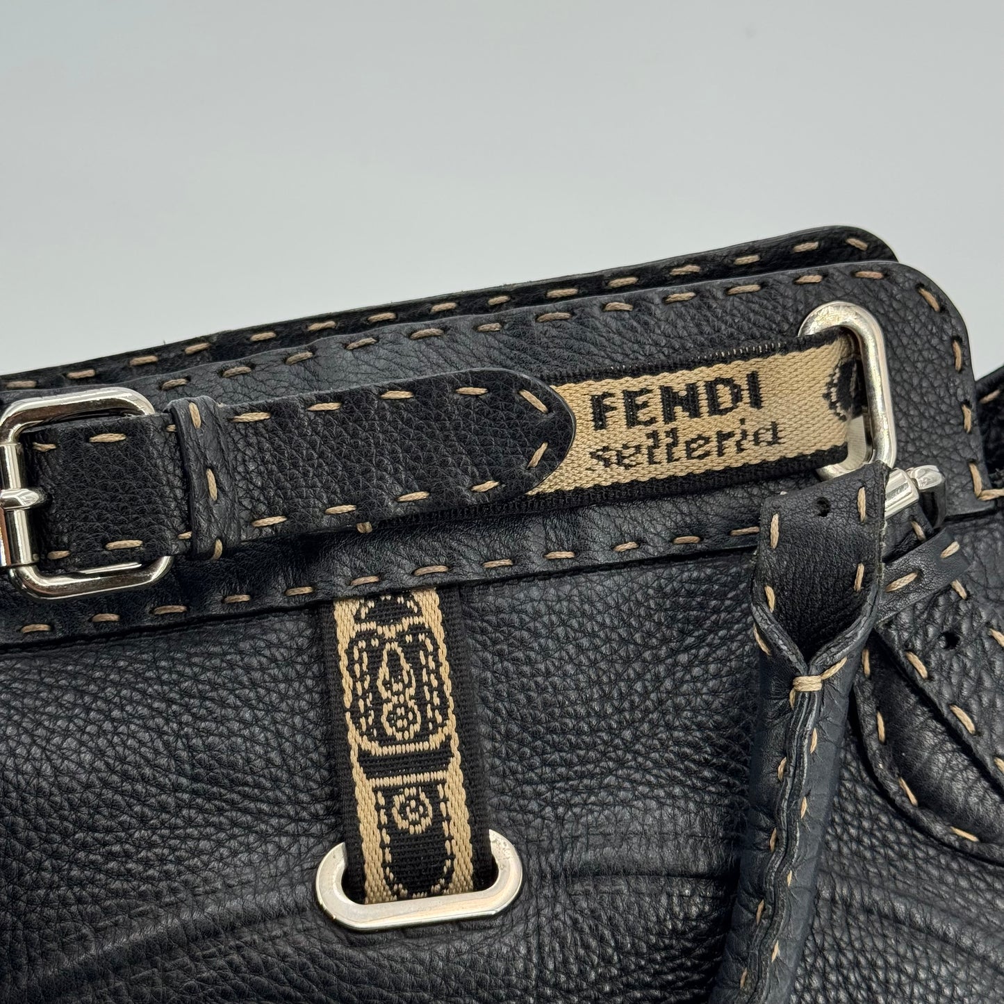 Fendi shopping selleria