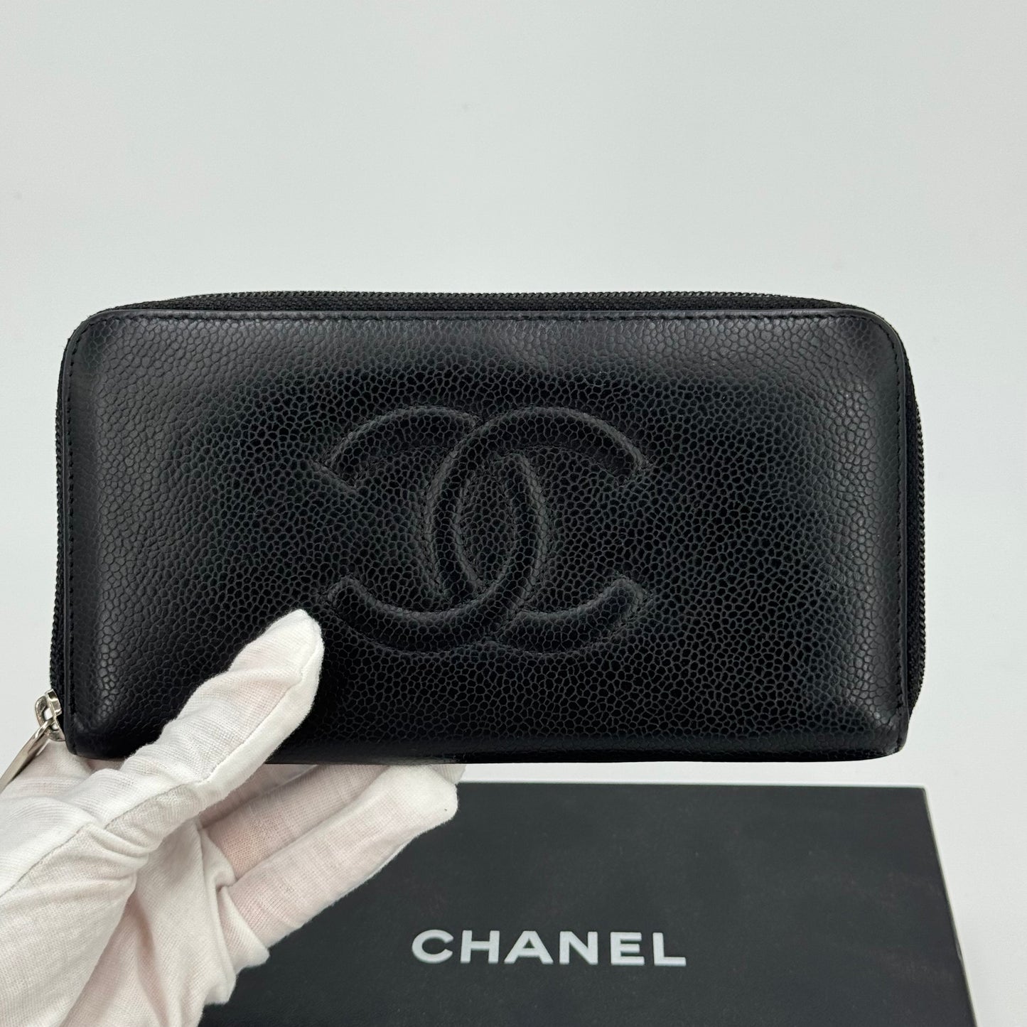 Chanel portefeuille caviar skin