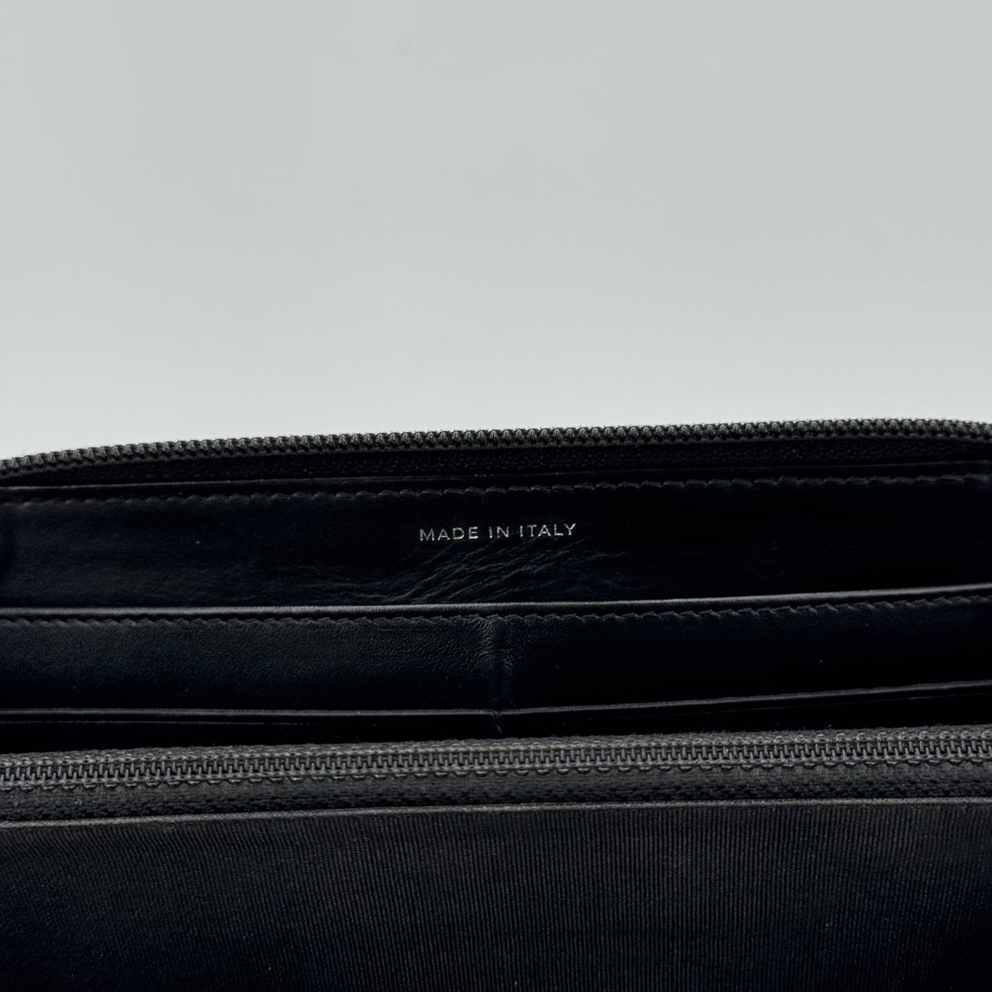 Chanel portefeuille caviar skin