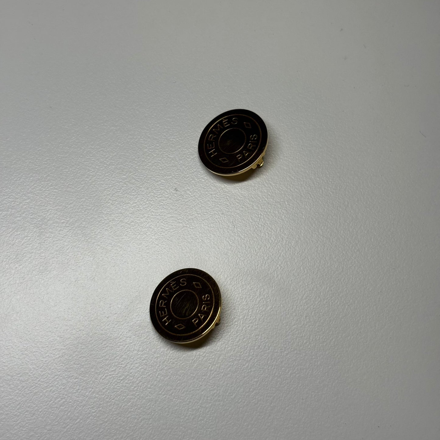 Hermès clips métal doré