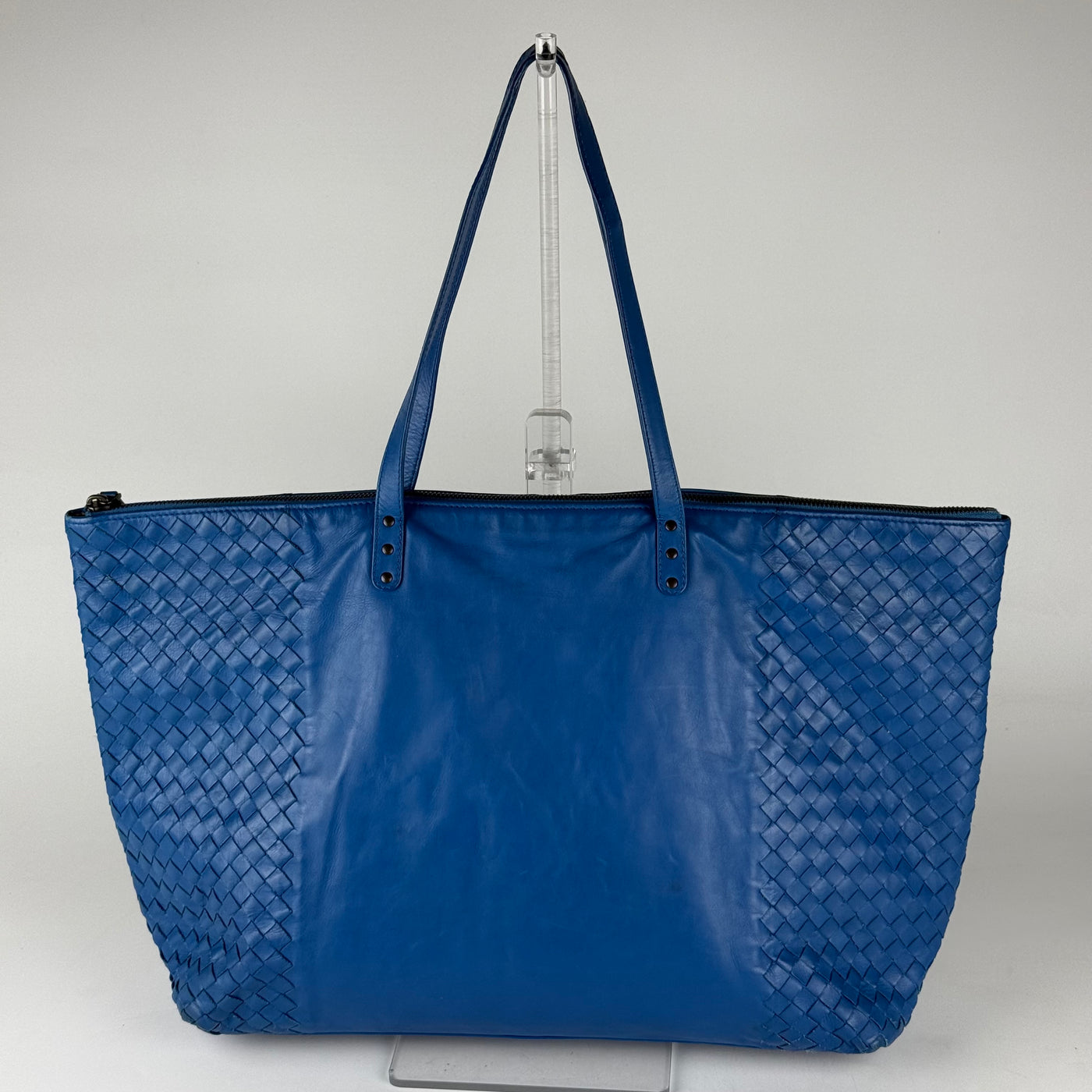 Bottega Veneta Shopping