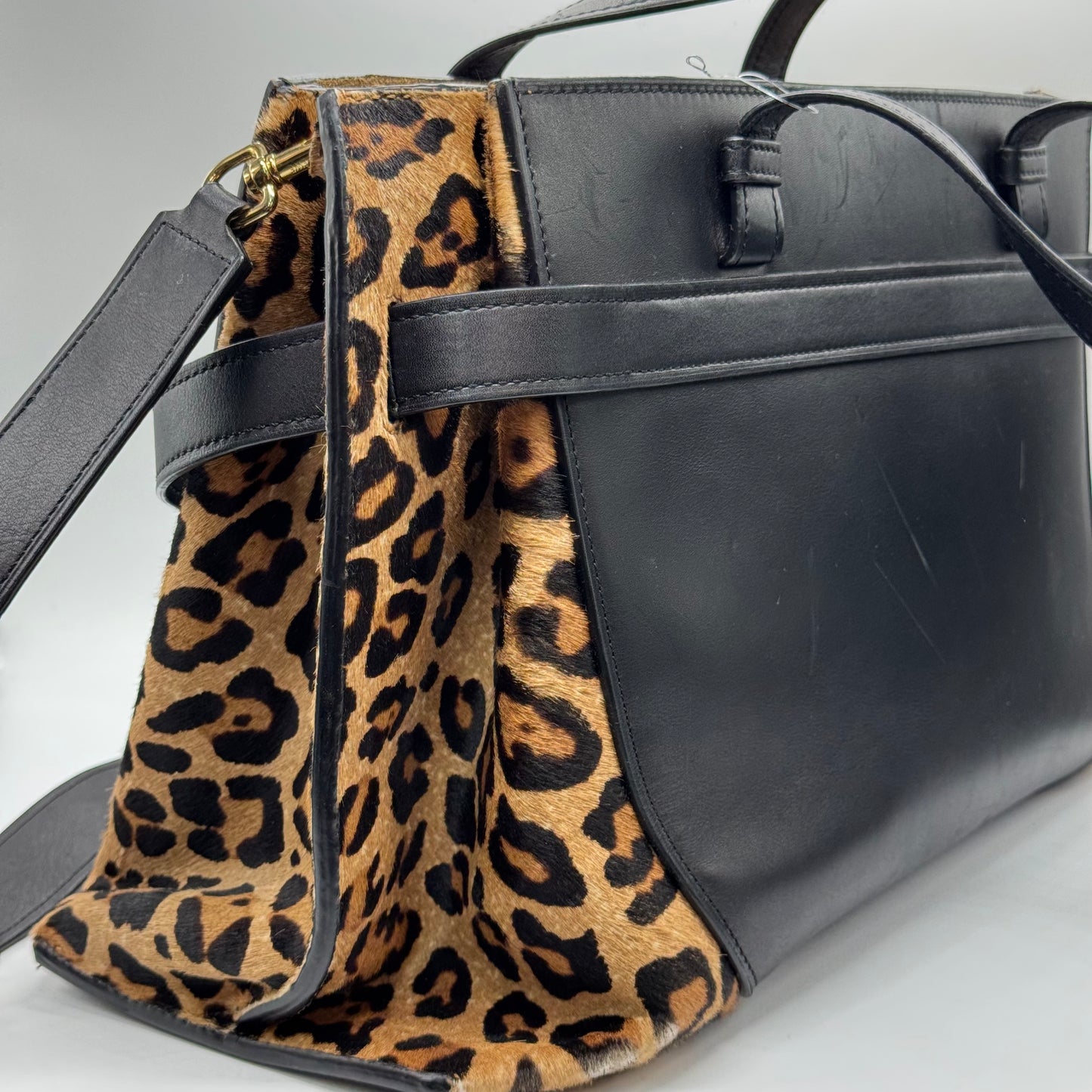 Loewe Grand Shopping Gate