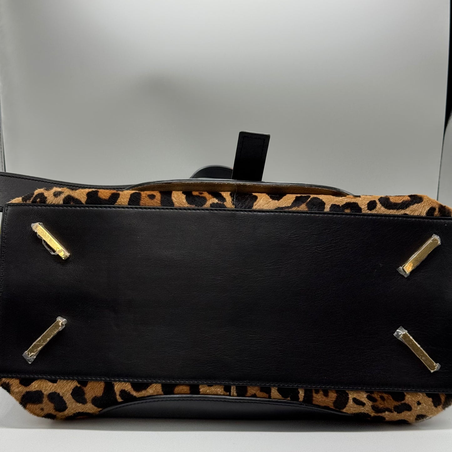 Loewe Grand Shopping Gate