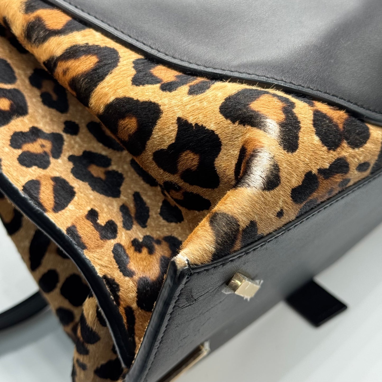 Loewe Grand Shopping Gate