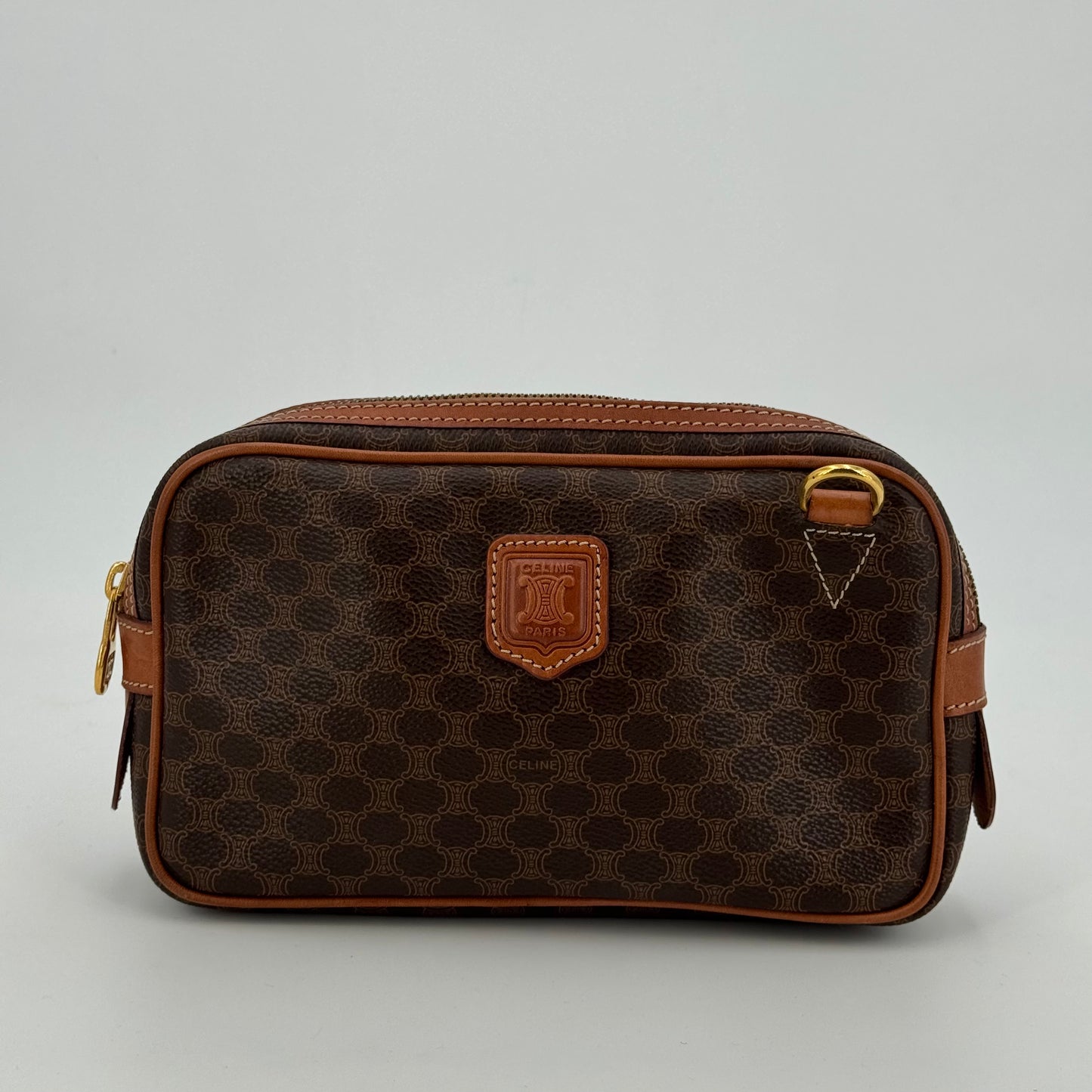 Celine Messenger