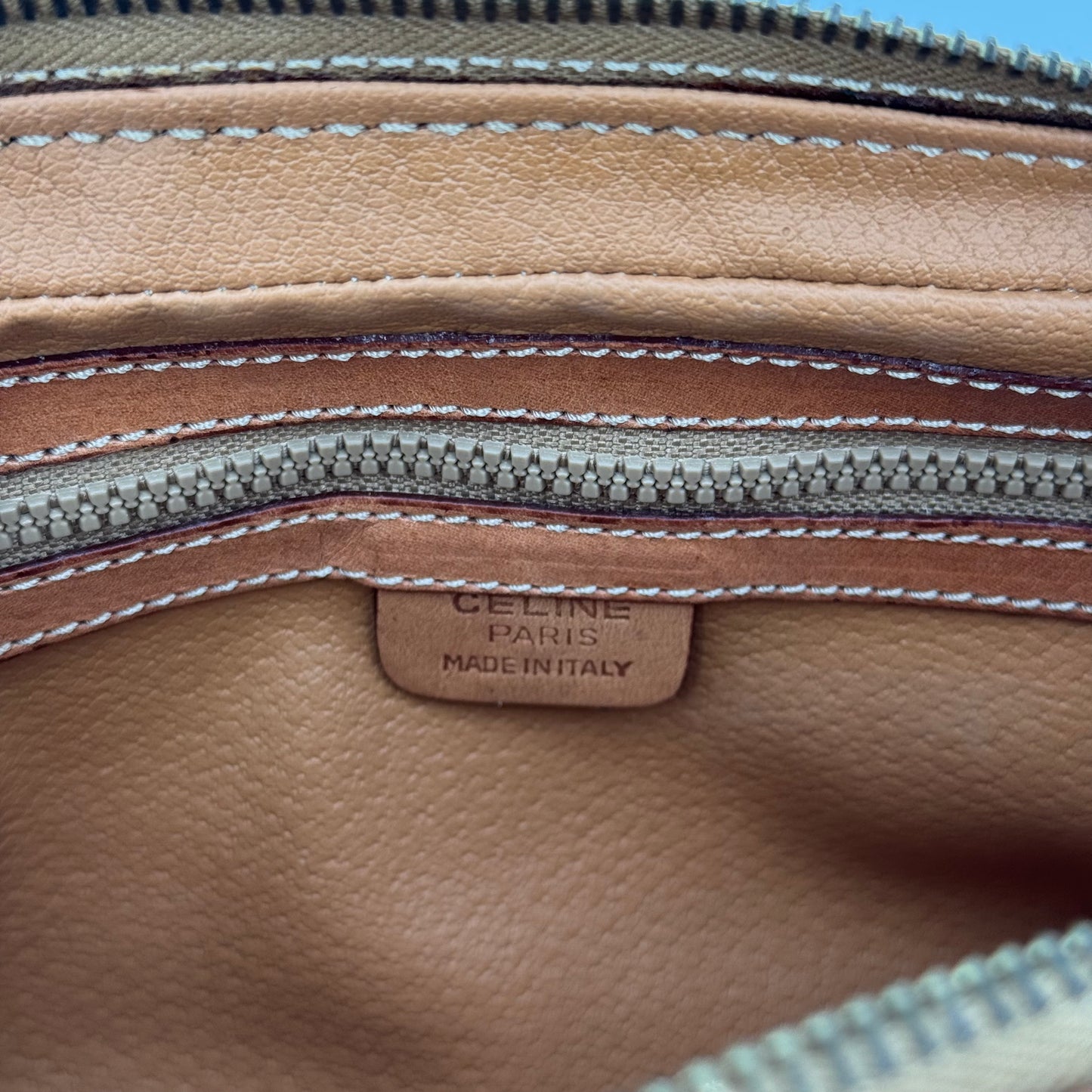 Celine Messenger