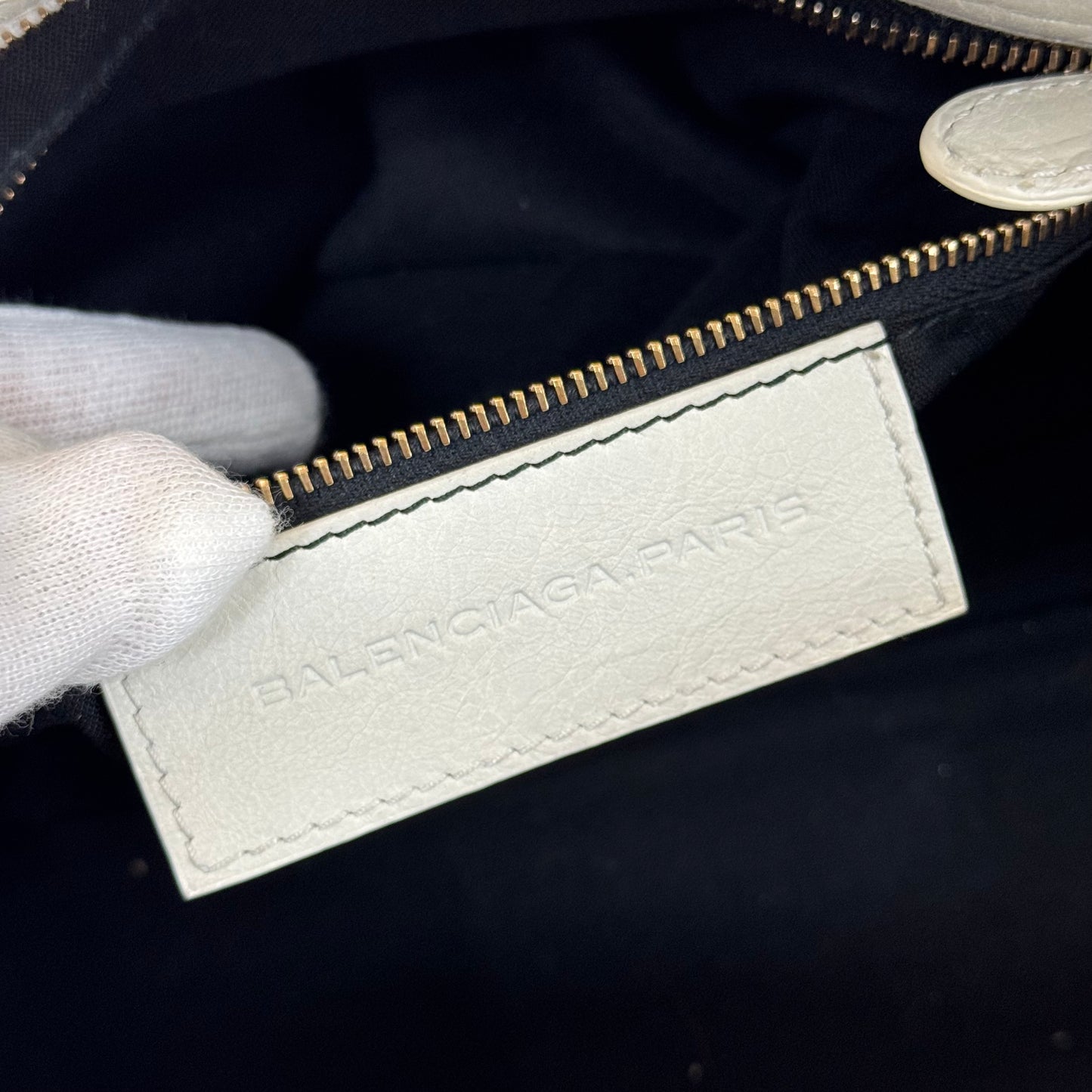 Balenciaga City First