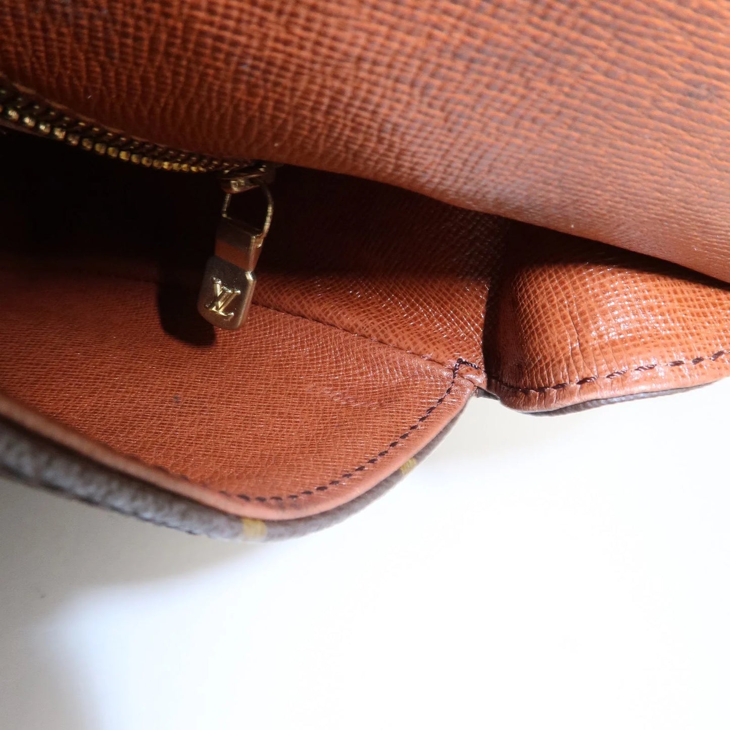 Louis Vuitton St-Cloud - Monogram PM