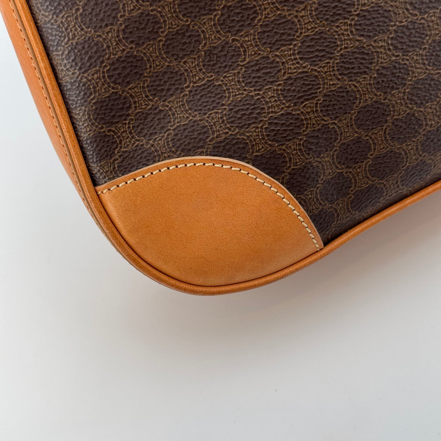 Celine Hobo