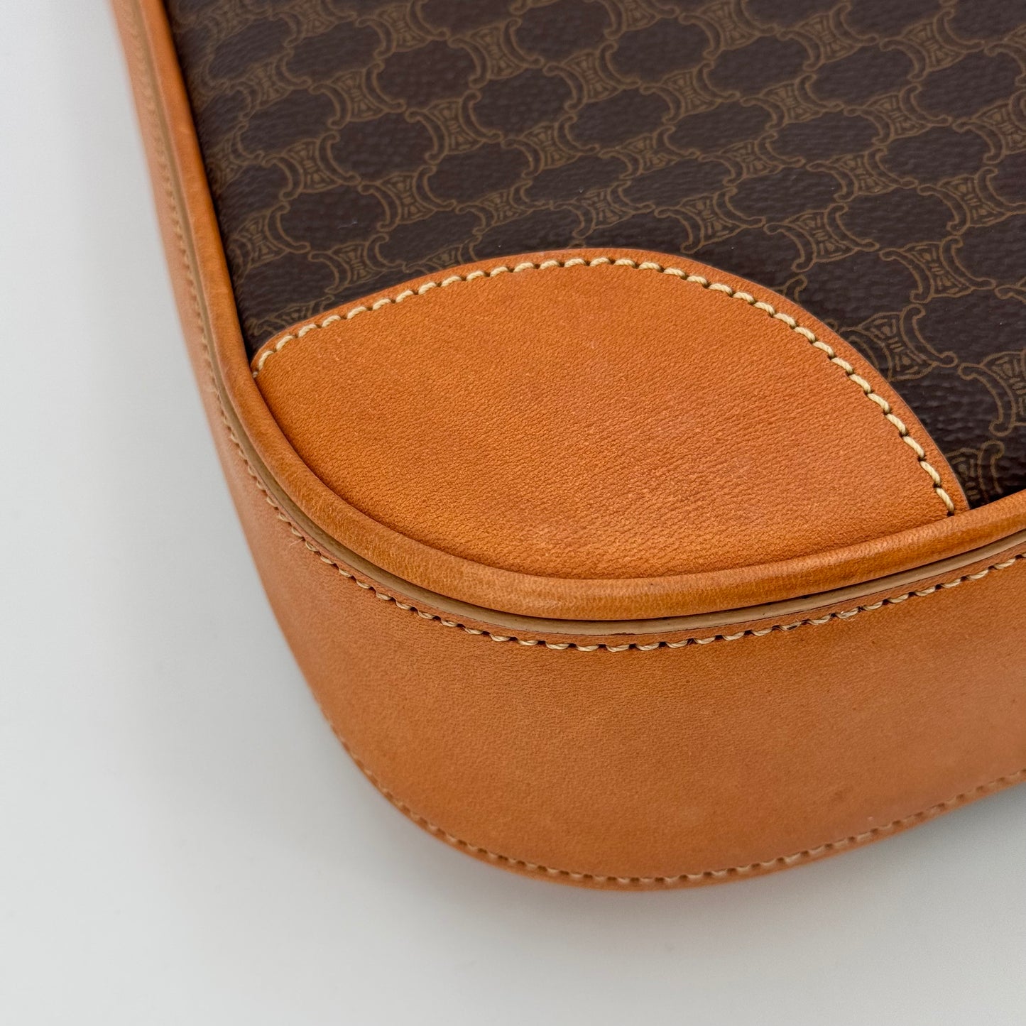 Celine Hobo