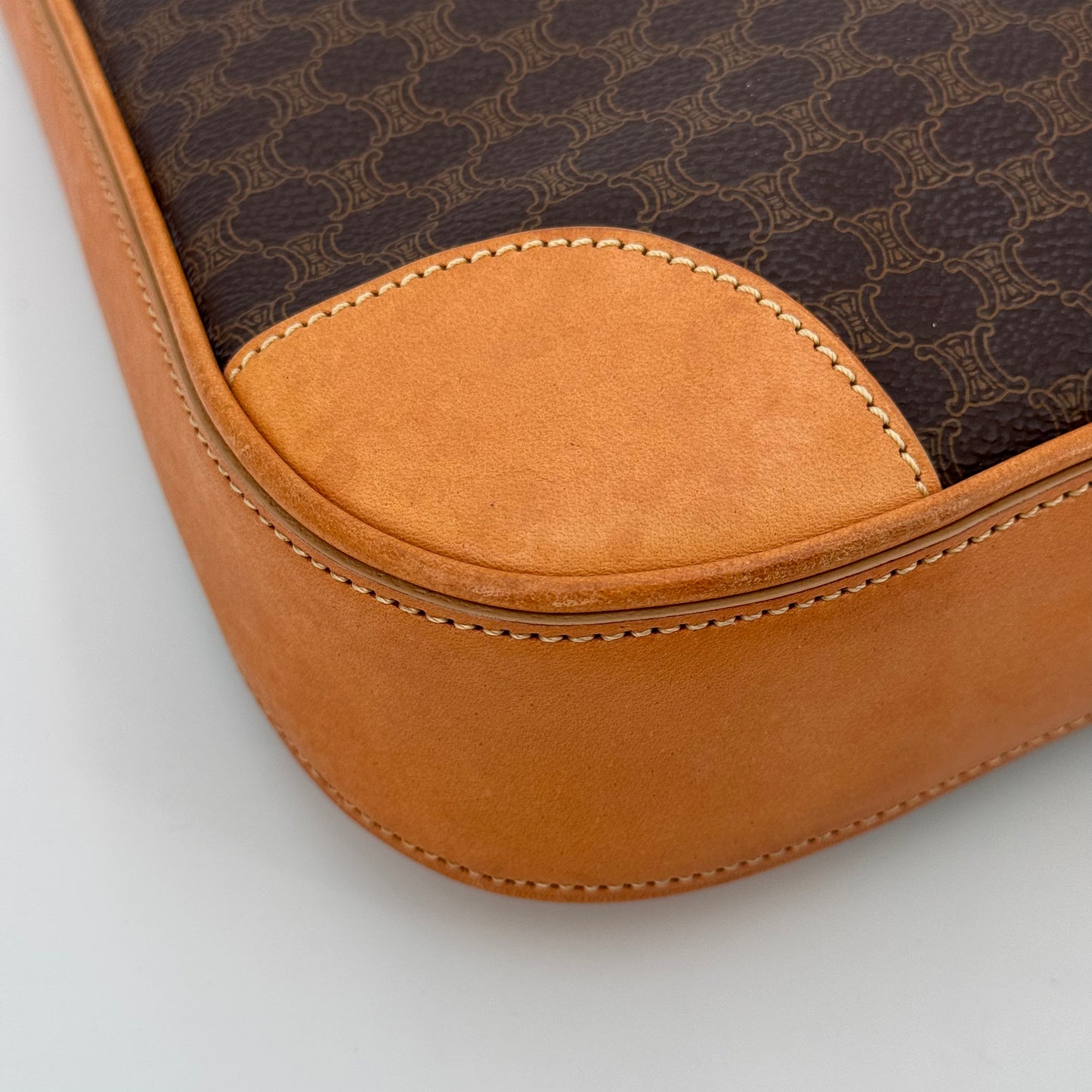 Celine Hobo
