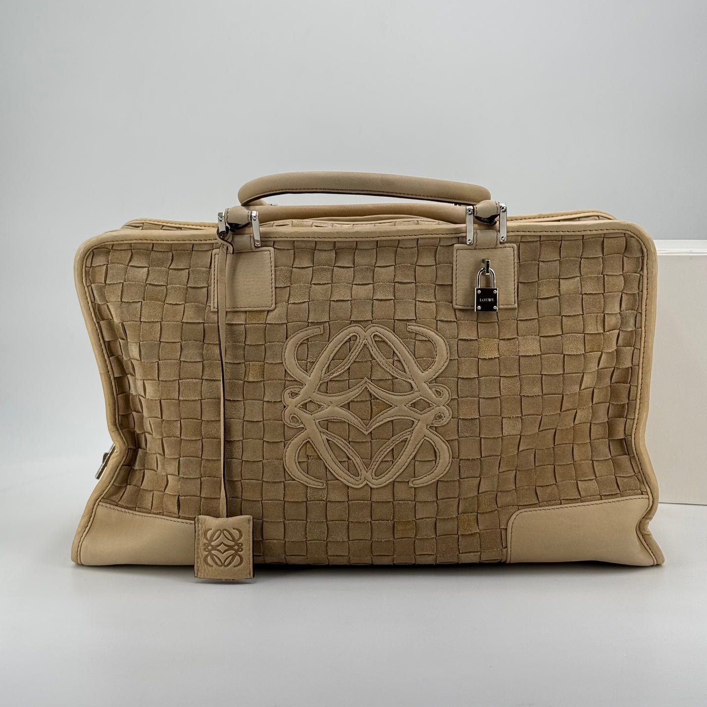 Loewe Amazona