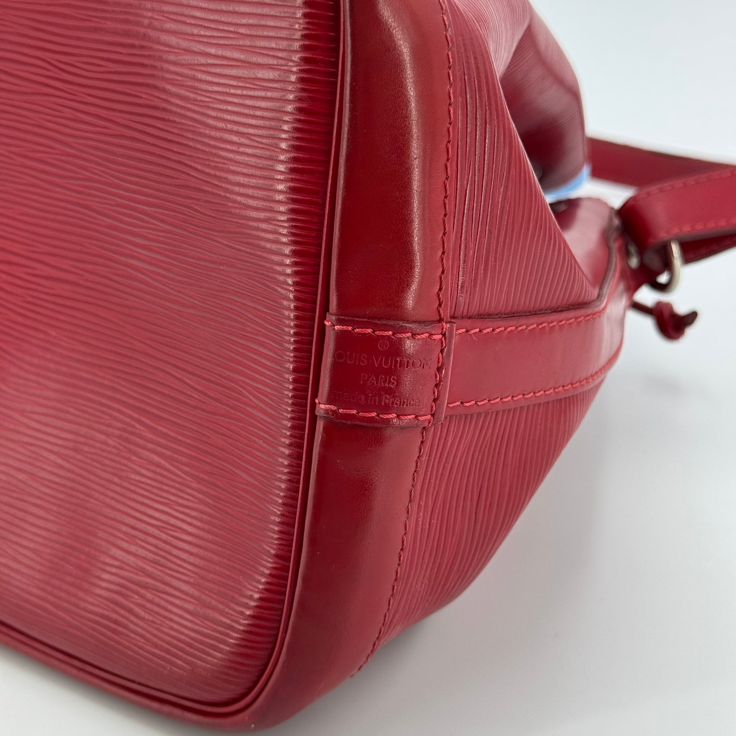 Louis Vuitton Noé MM framboise