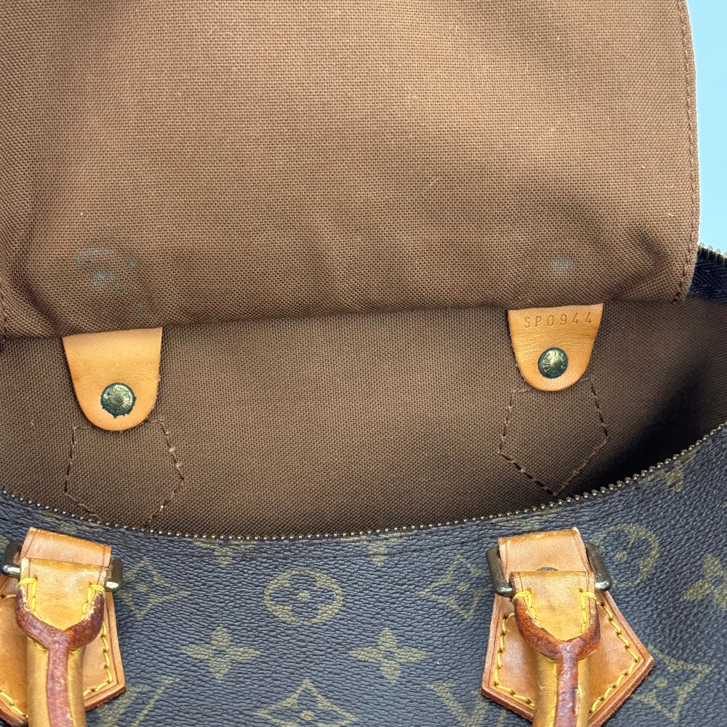 Louis Vuitton Speedy 30