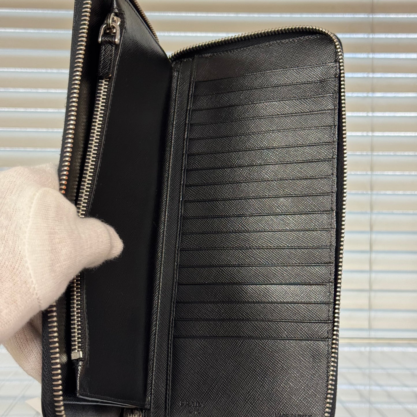 Prada Organiseur