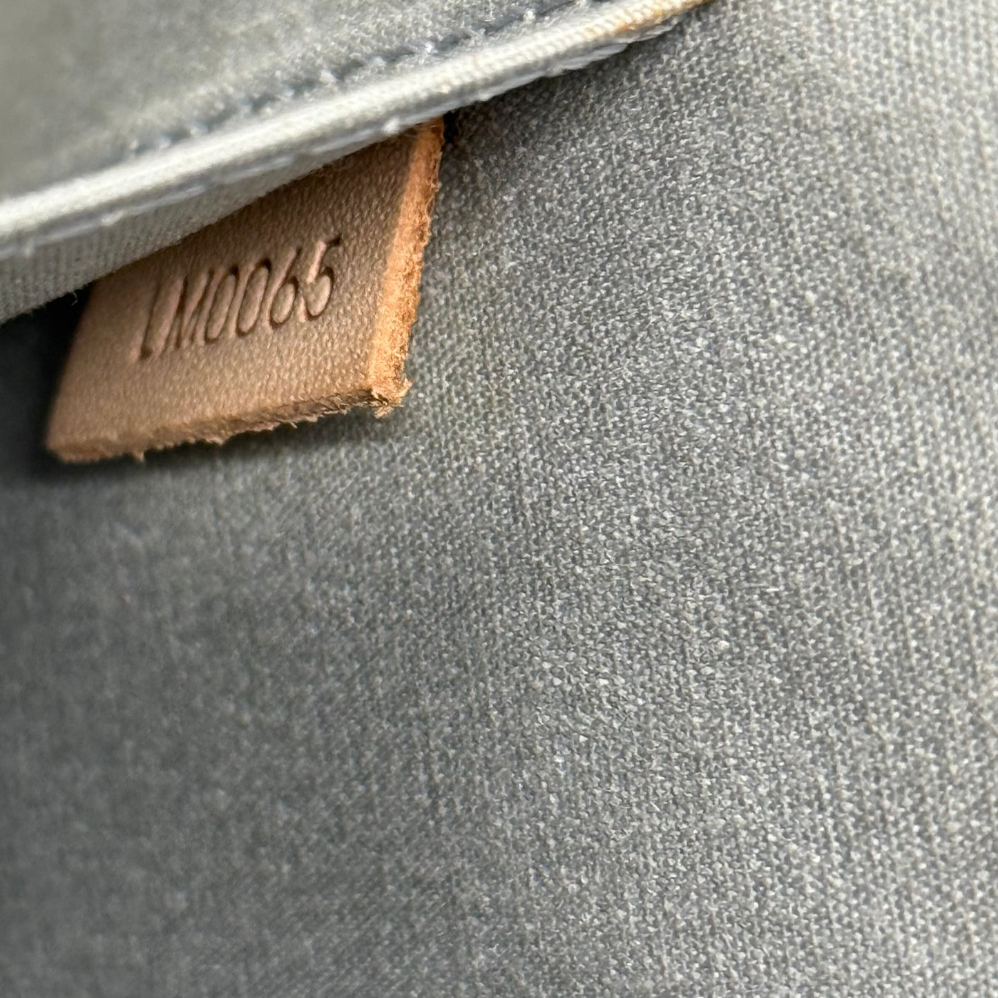Louis Vuitton Roxbury