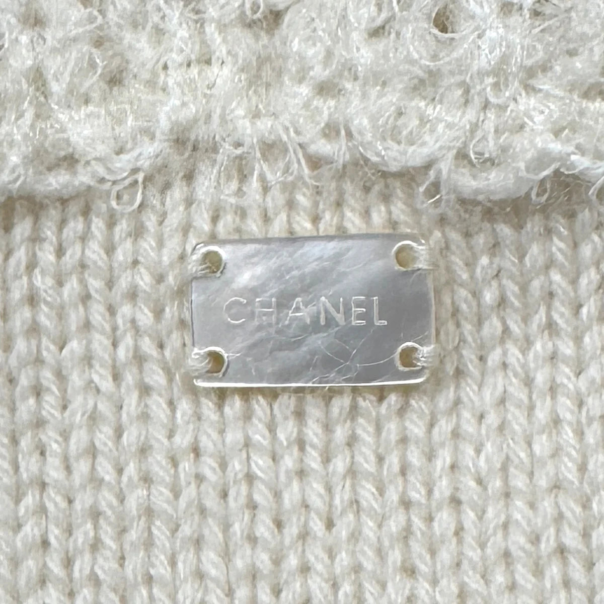 CHANEL KNITTING LACE CARDIGAN SKIRT SET IVORY CASHMERE 36 06C RTW