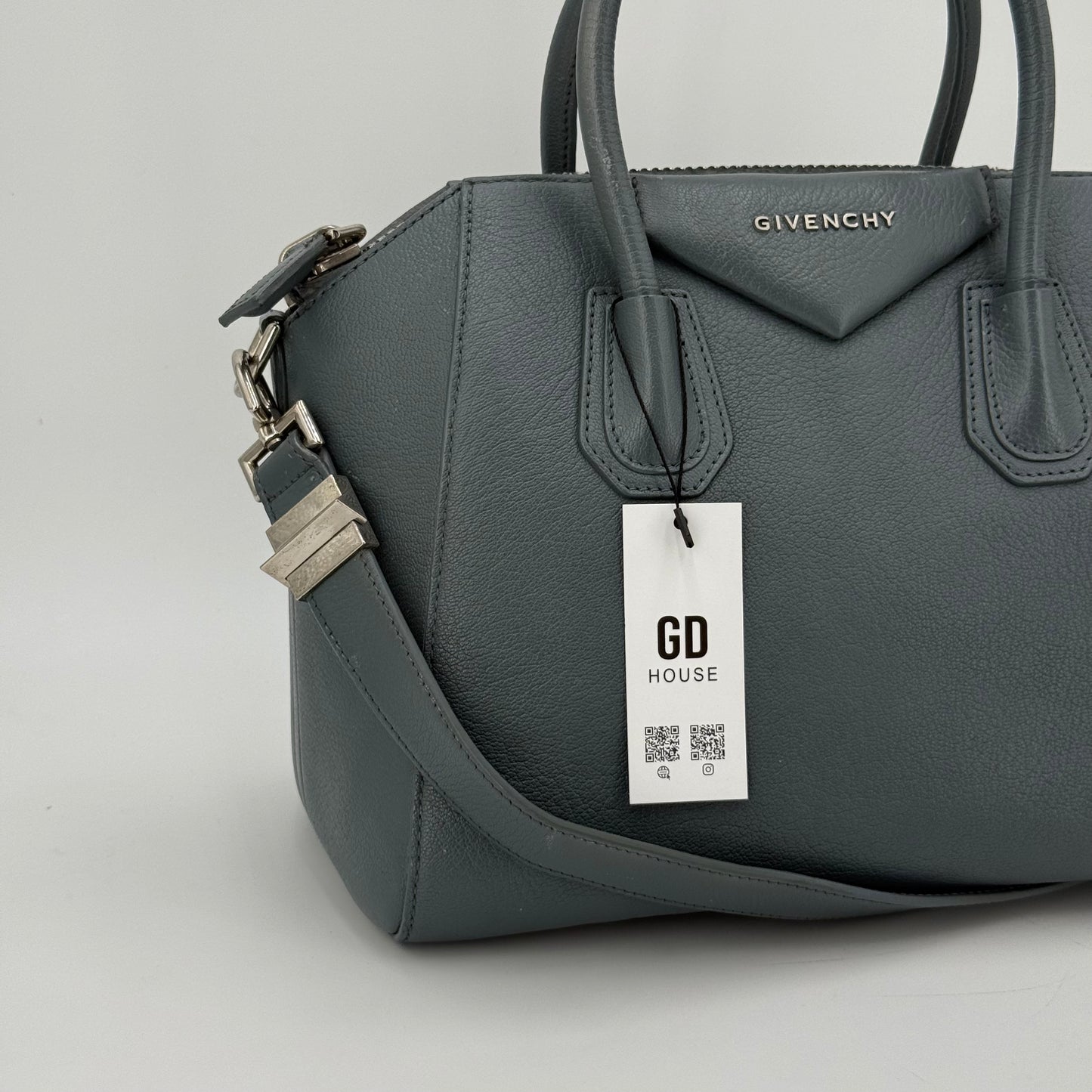Givenchy Antigona