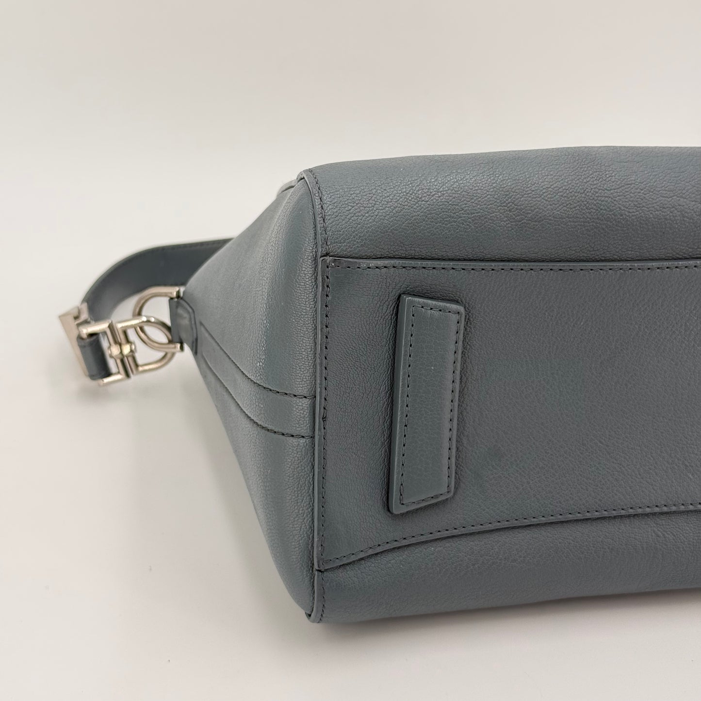 Givenchy Antigona