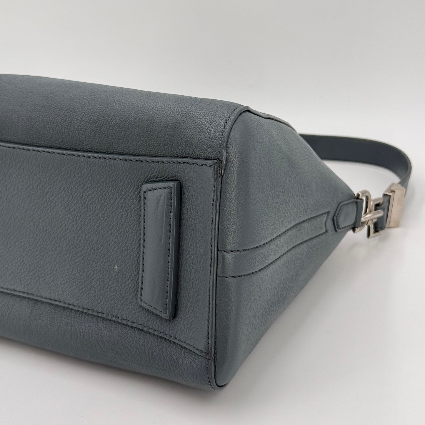 Givenchy Antigona