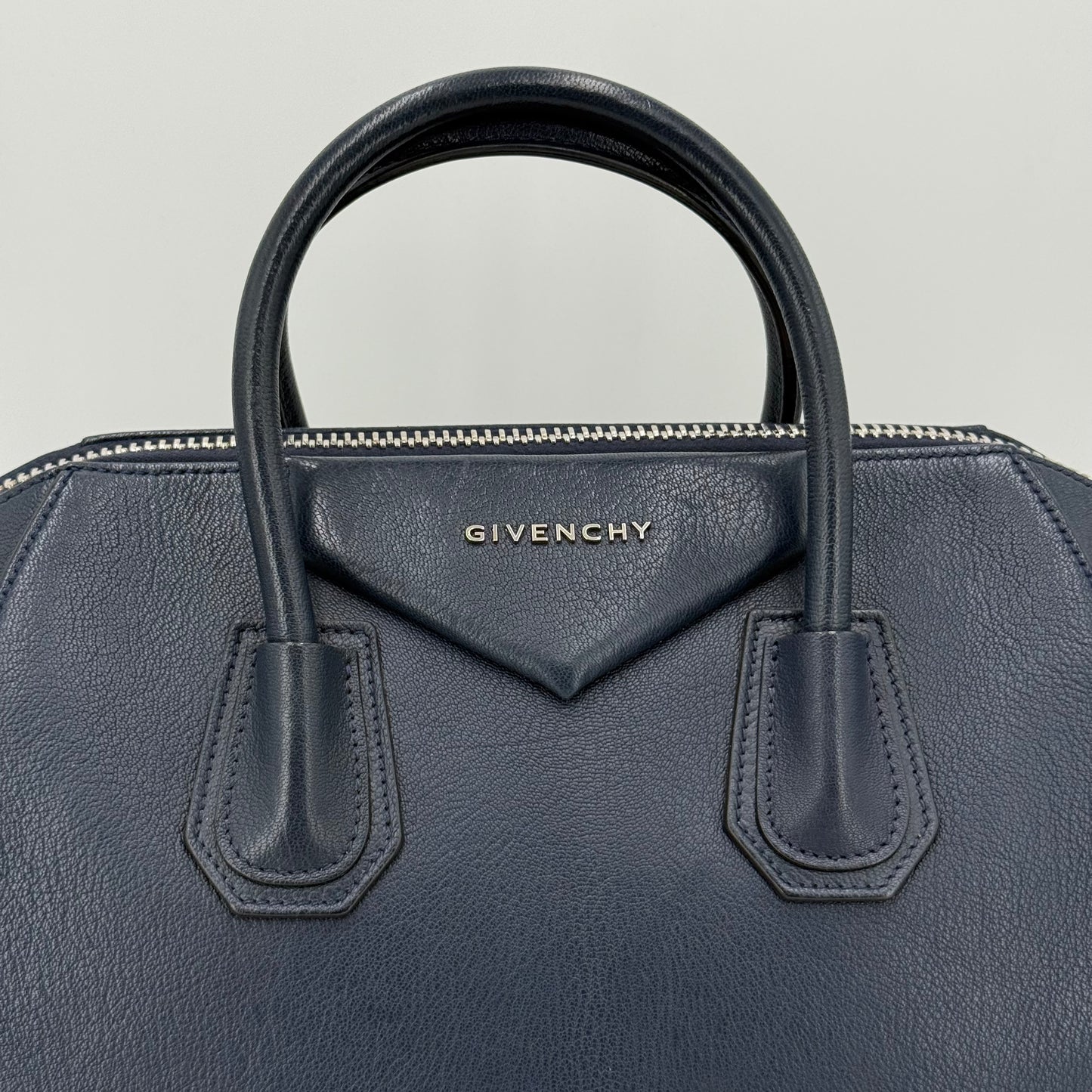 Givenchy Antigona