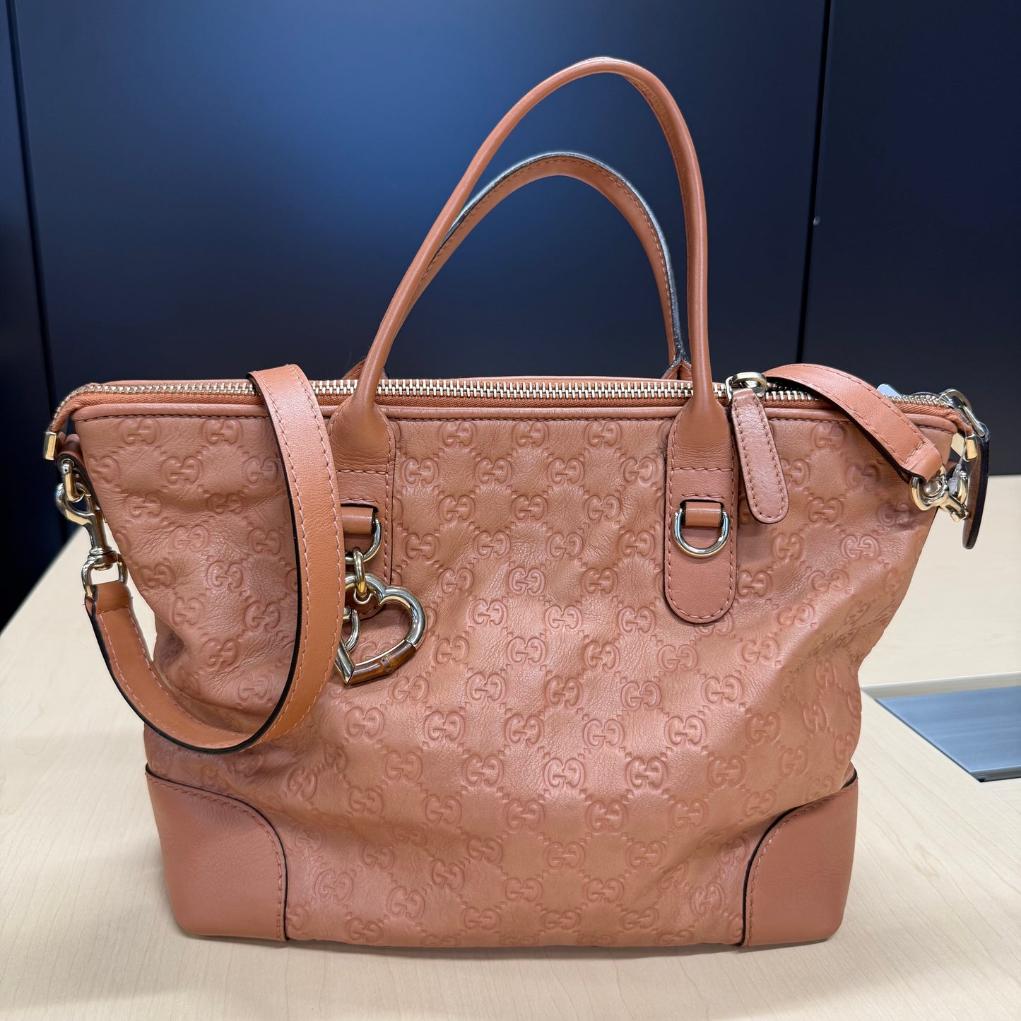 Gucci shopping