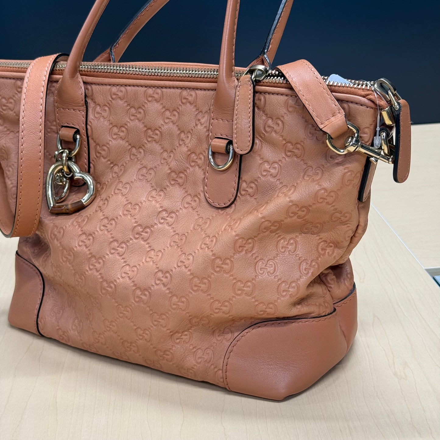 Gucci shopping