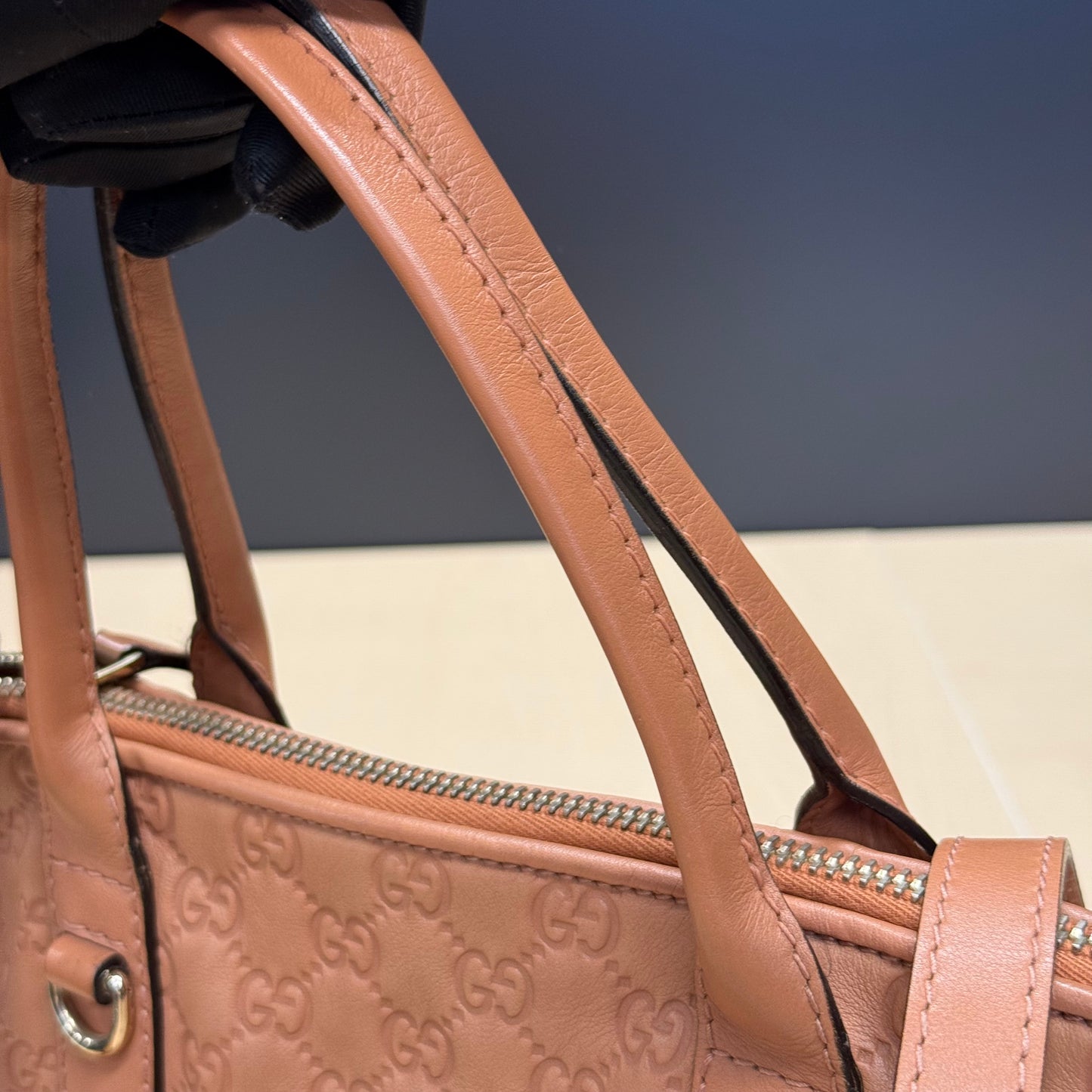 Gucci shopping