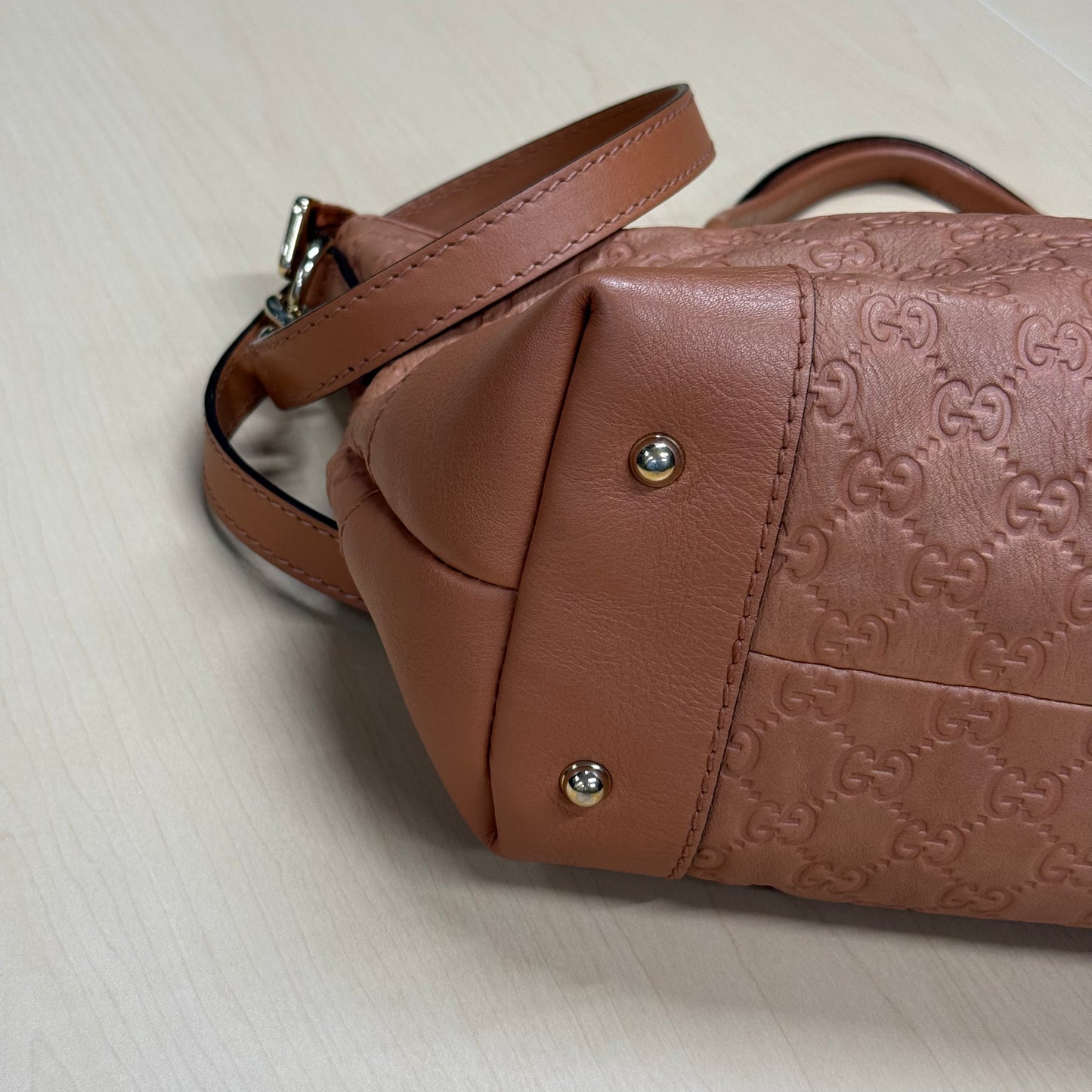 Gucci shopping