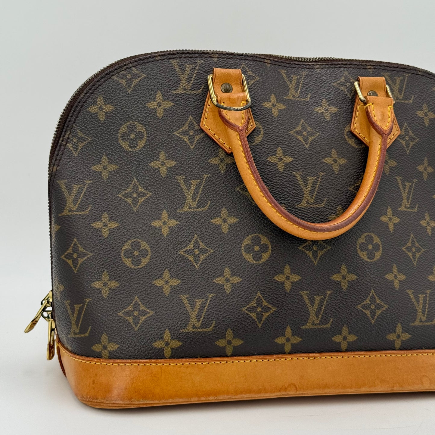 Louis Vuitton Alma