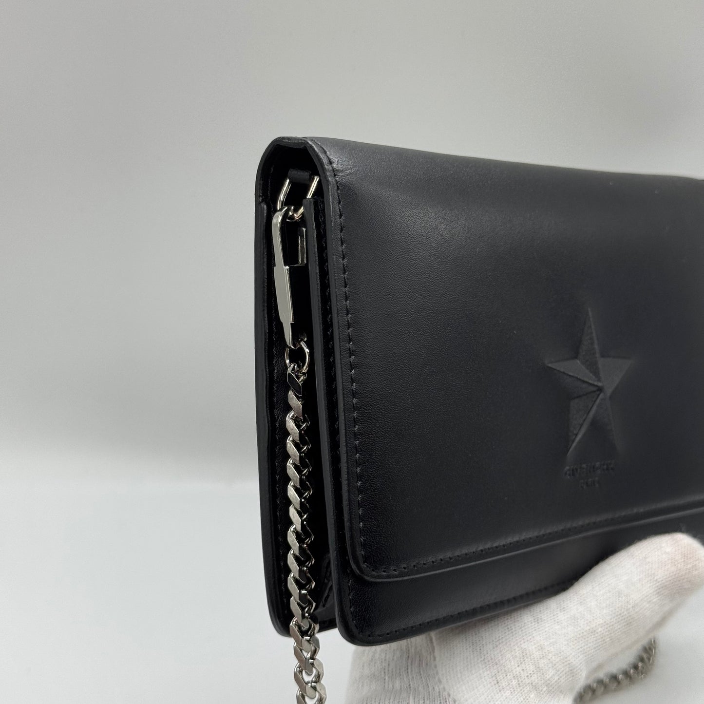 Givenchy Woc Pandora