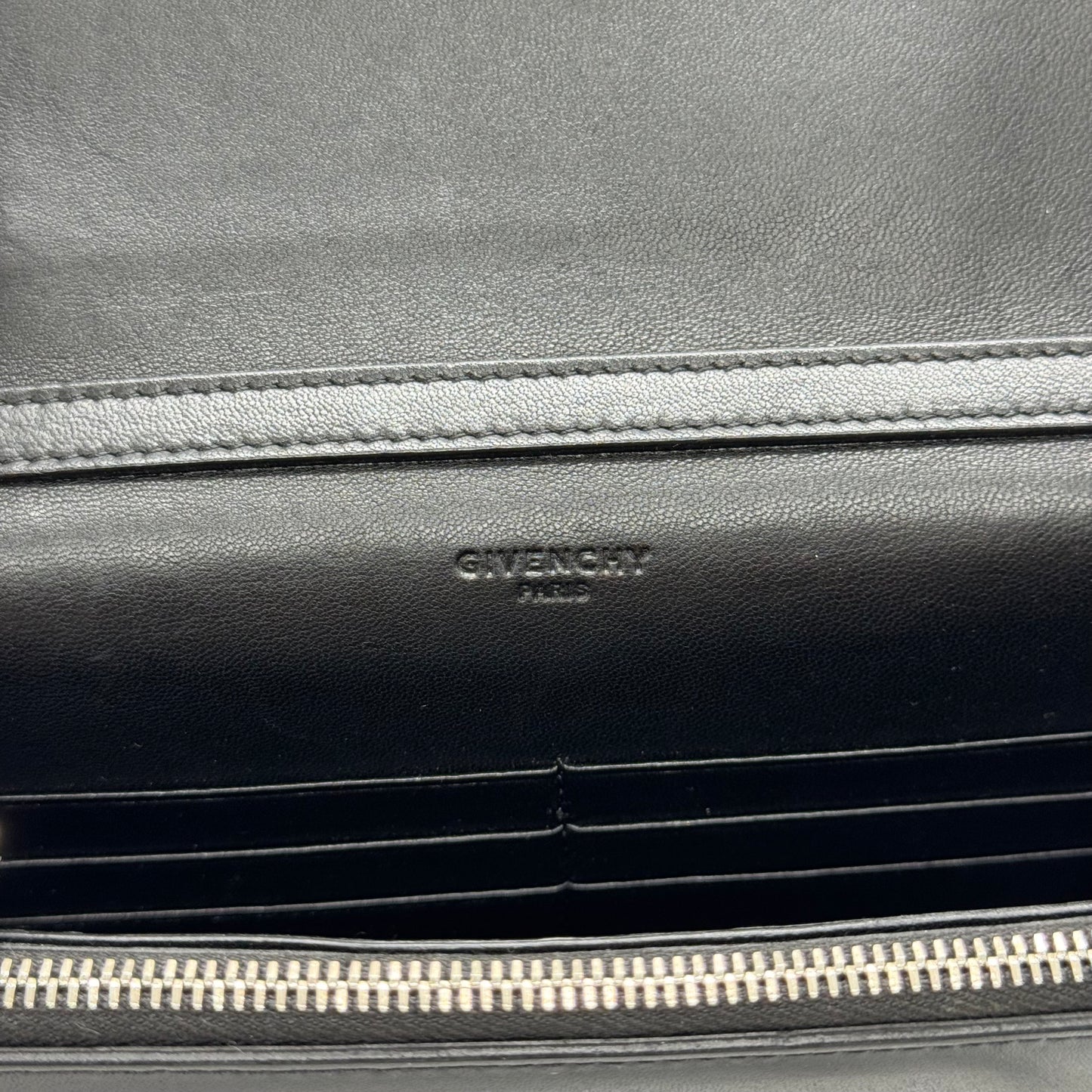 Givenchy Woc Pandora