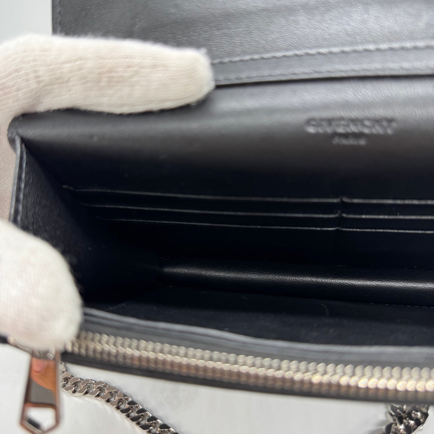 Givenchy Woc Pandora
